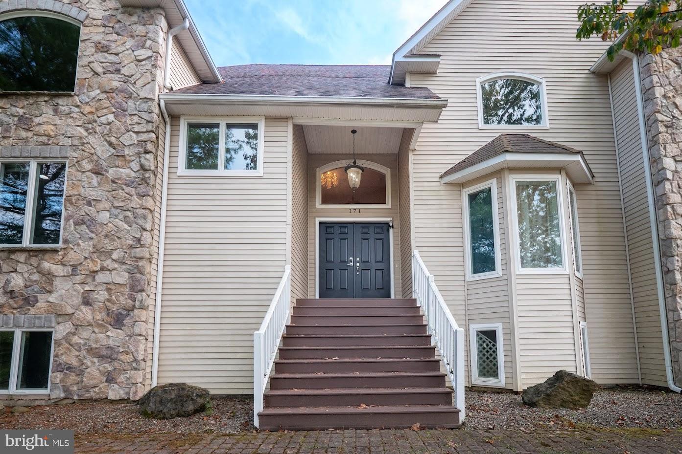 COUNTRY CLUB OF THE POCONOS - Residential