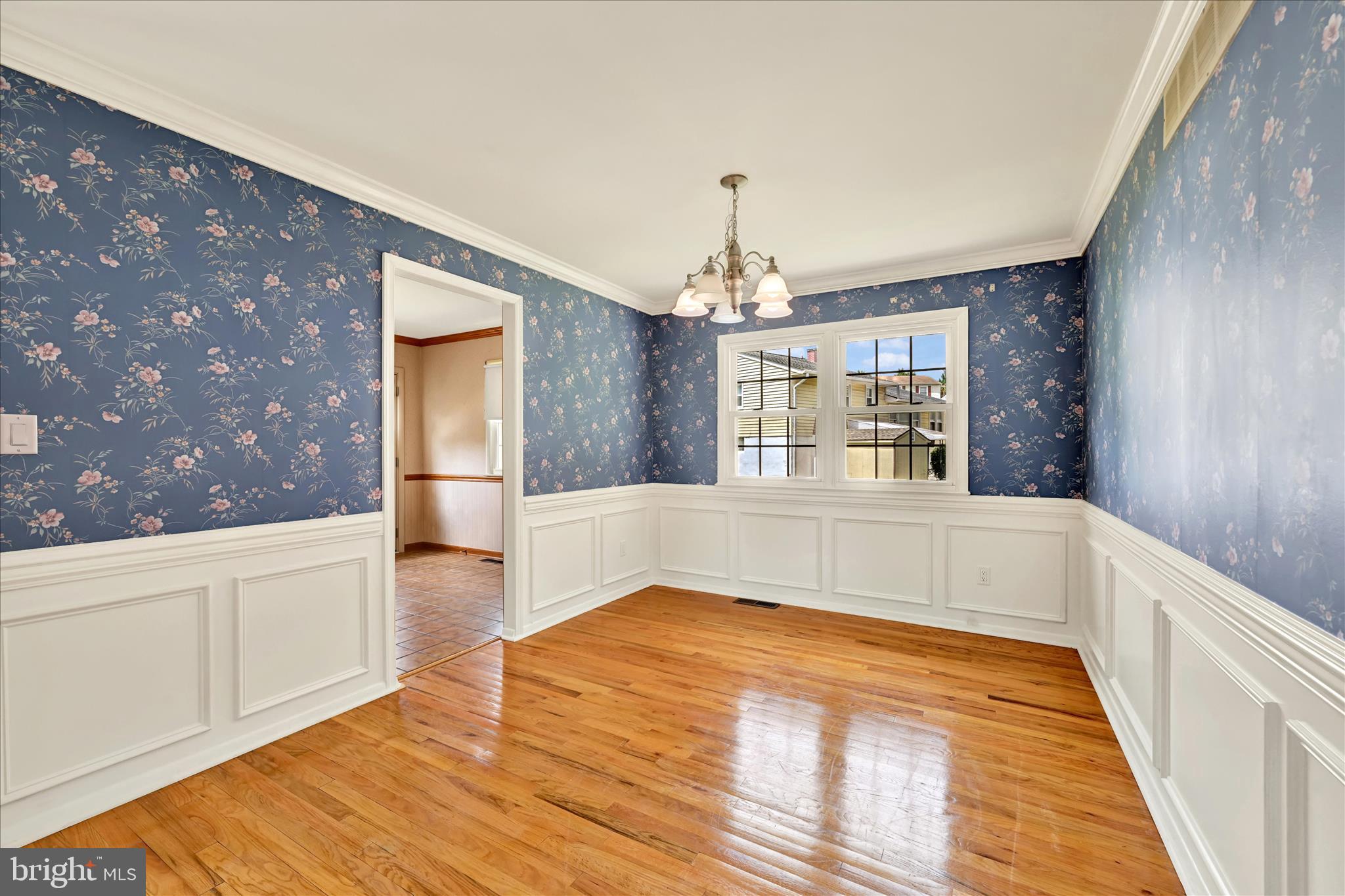 PERRY HALL - Residential