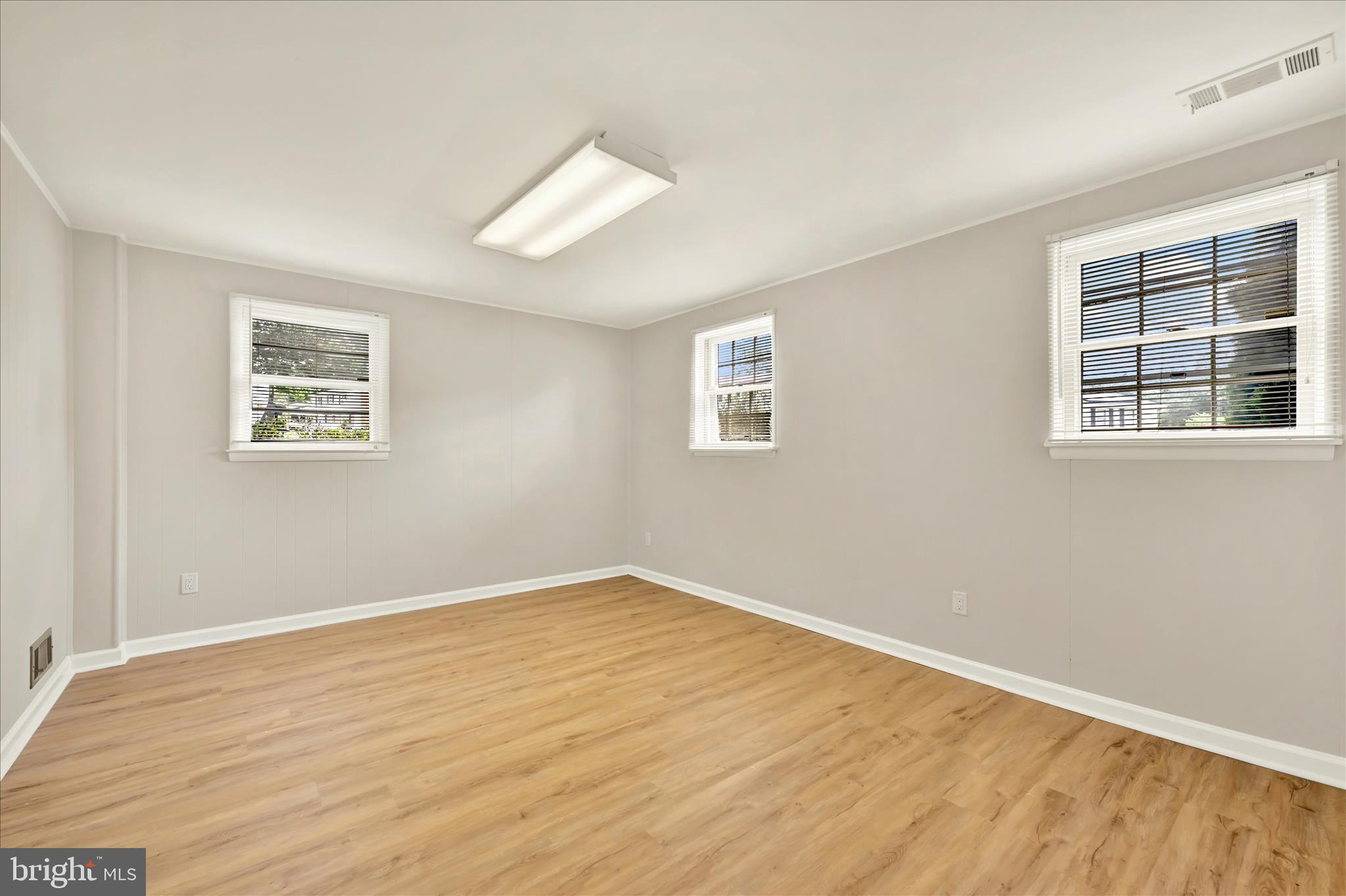 PERRY HALL - Residential