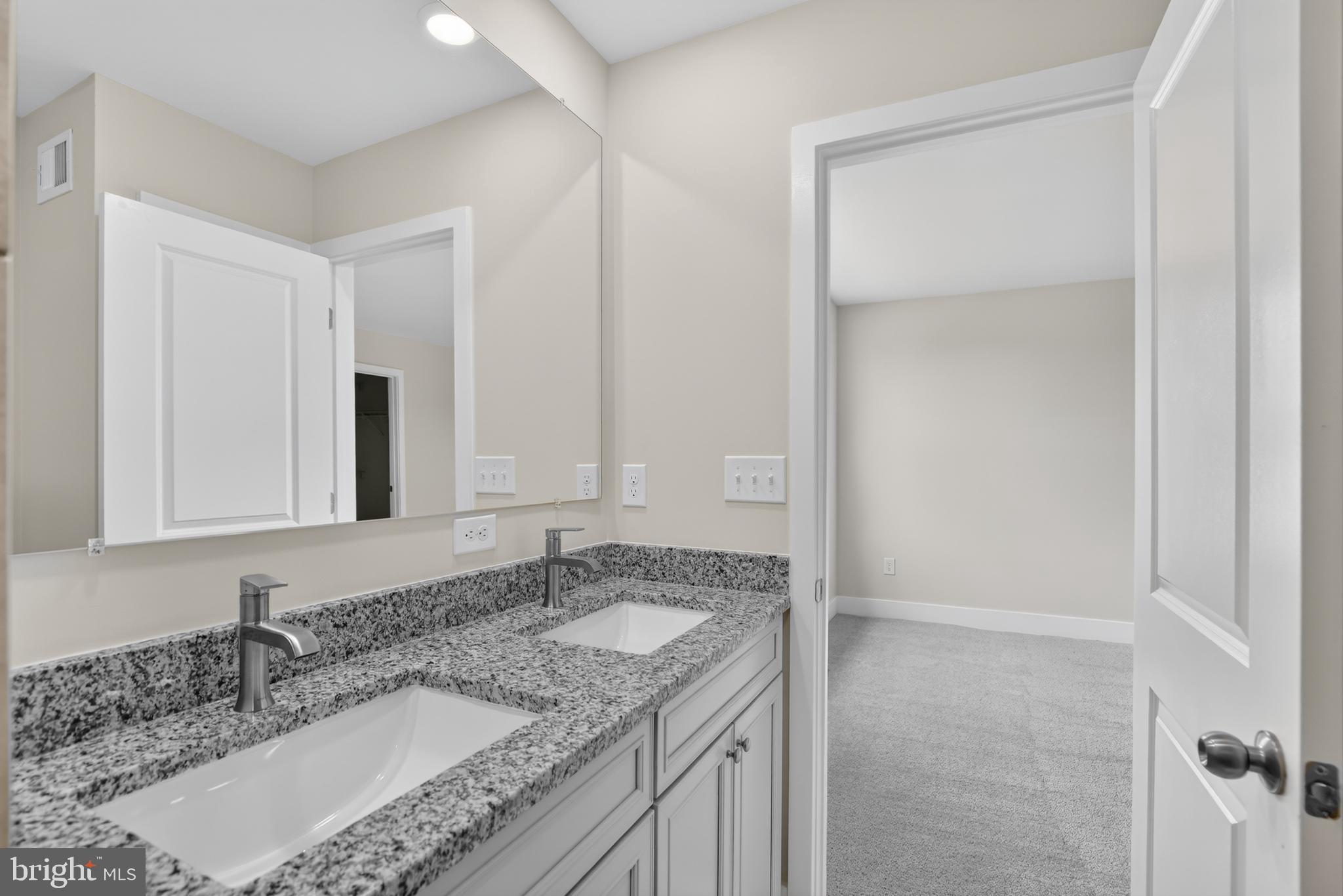MAGNOLIA LANDING - Residential