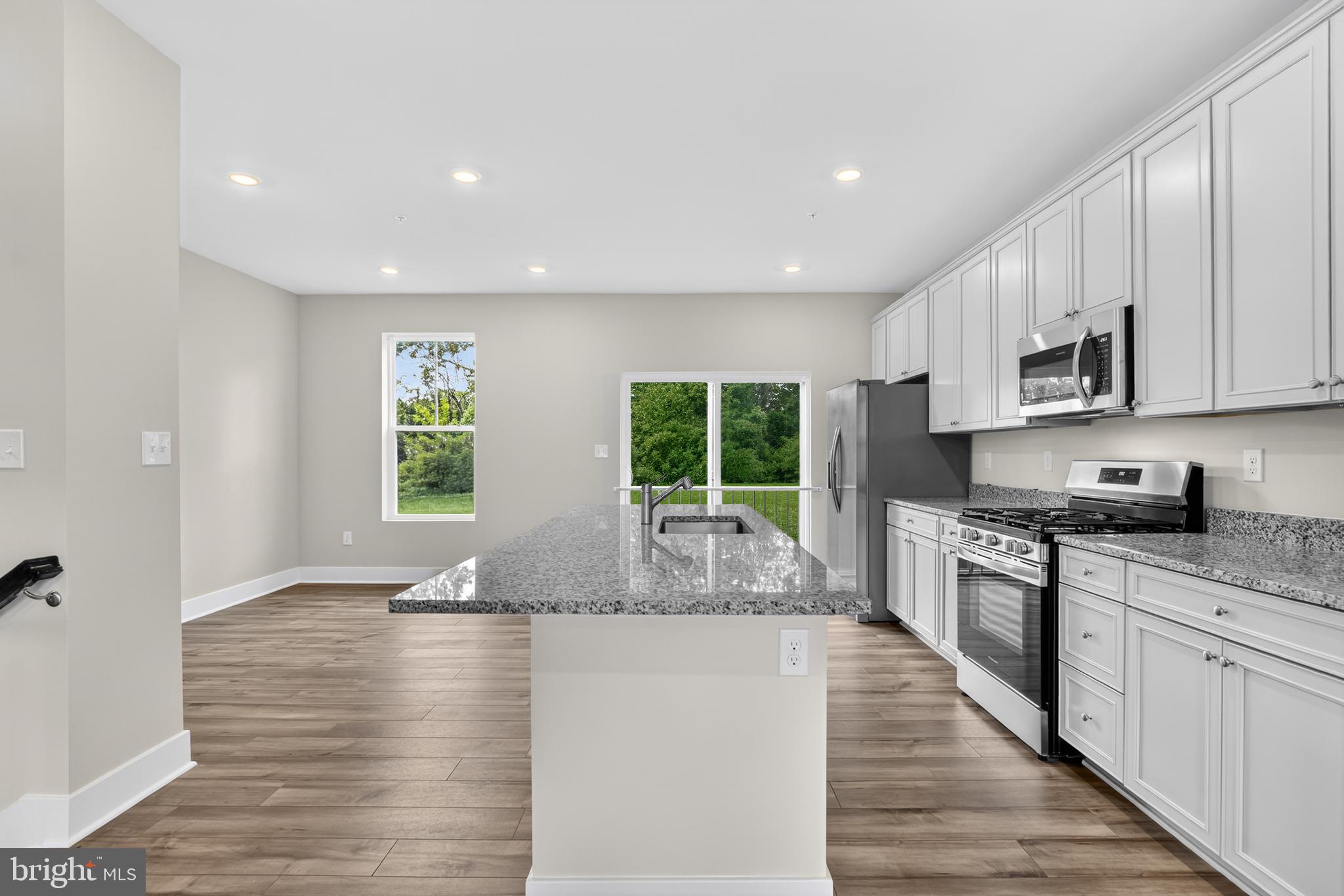 MAGNOLIA LANDING - Residential