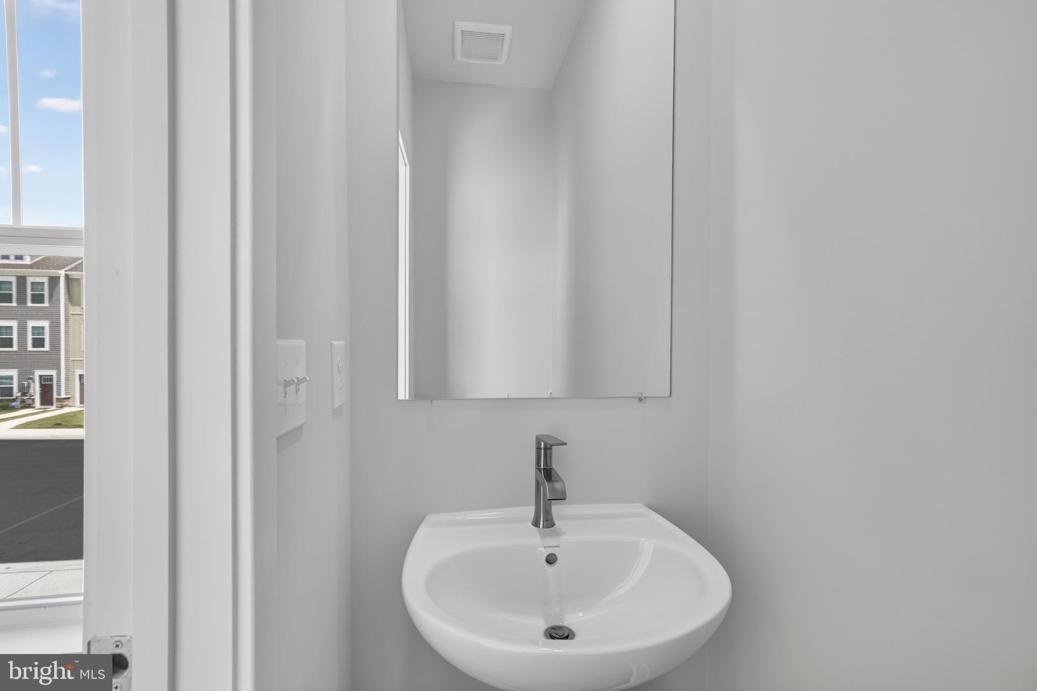 MAGNOLIA LANDING - Residential