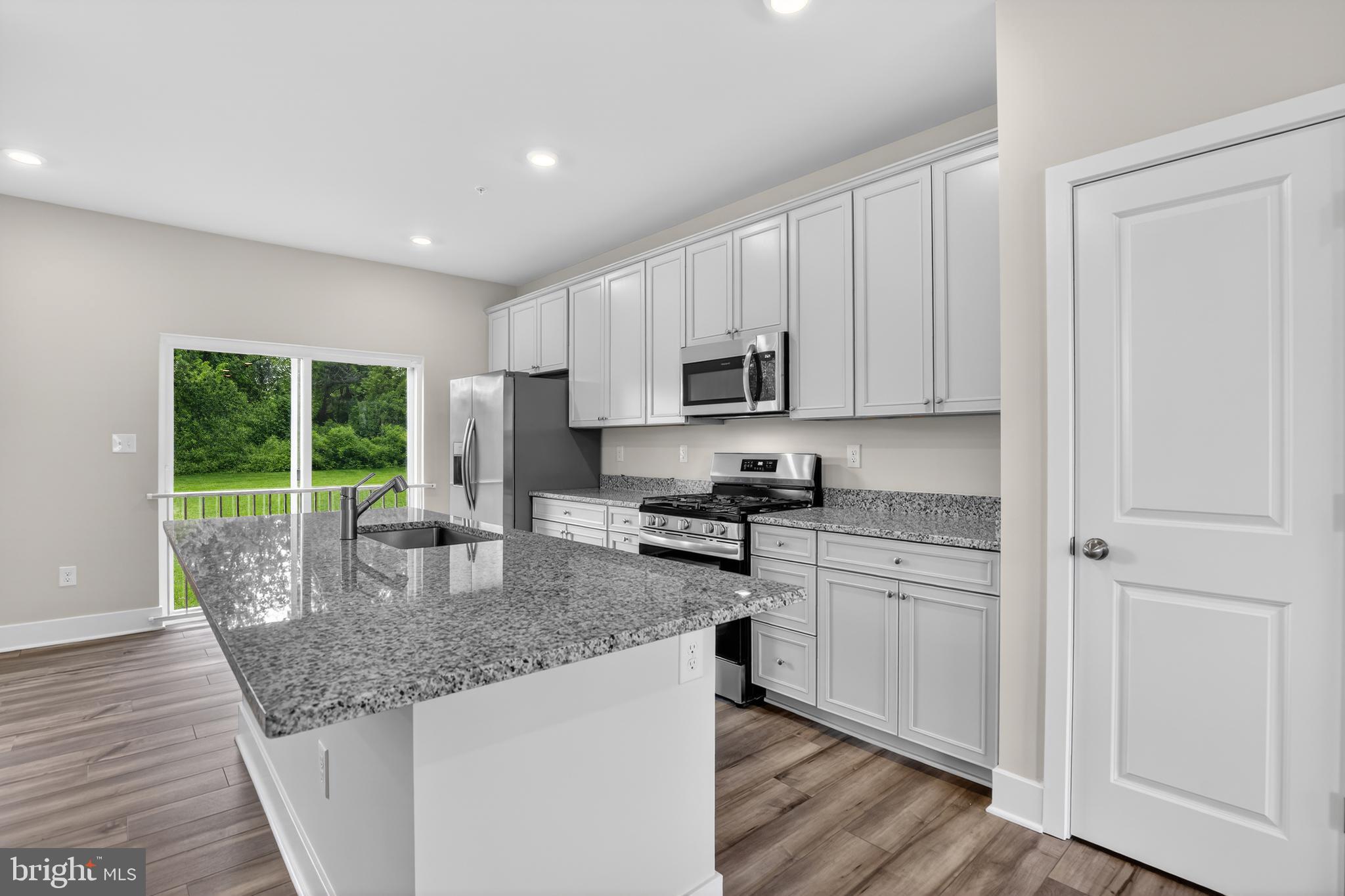 MAGNOLIA LANDING - Residential