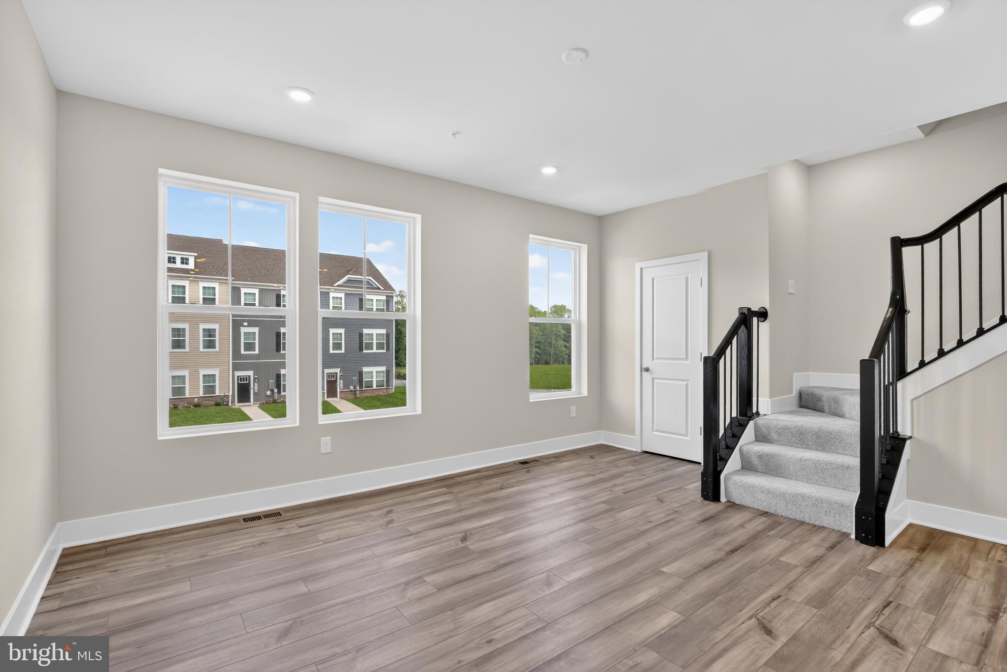 MAGNOLIA LANDING - Residential