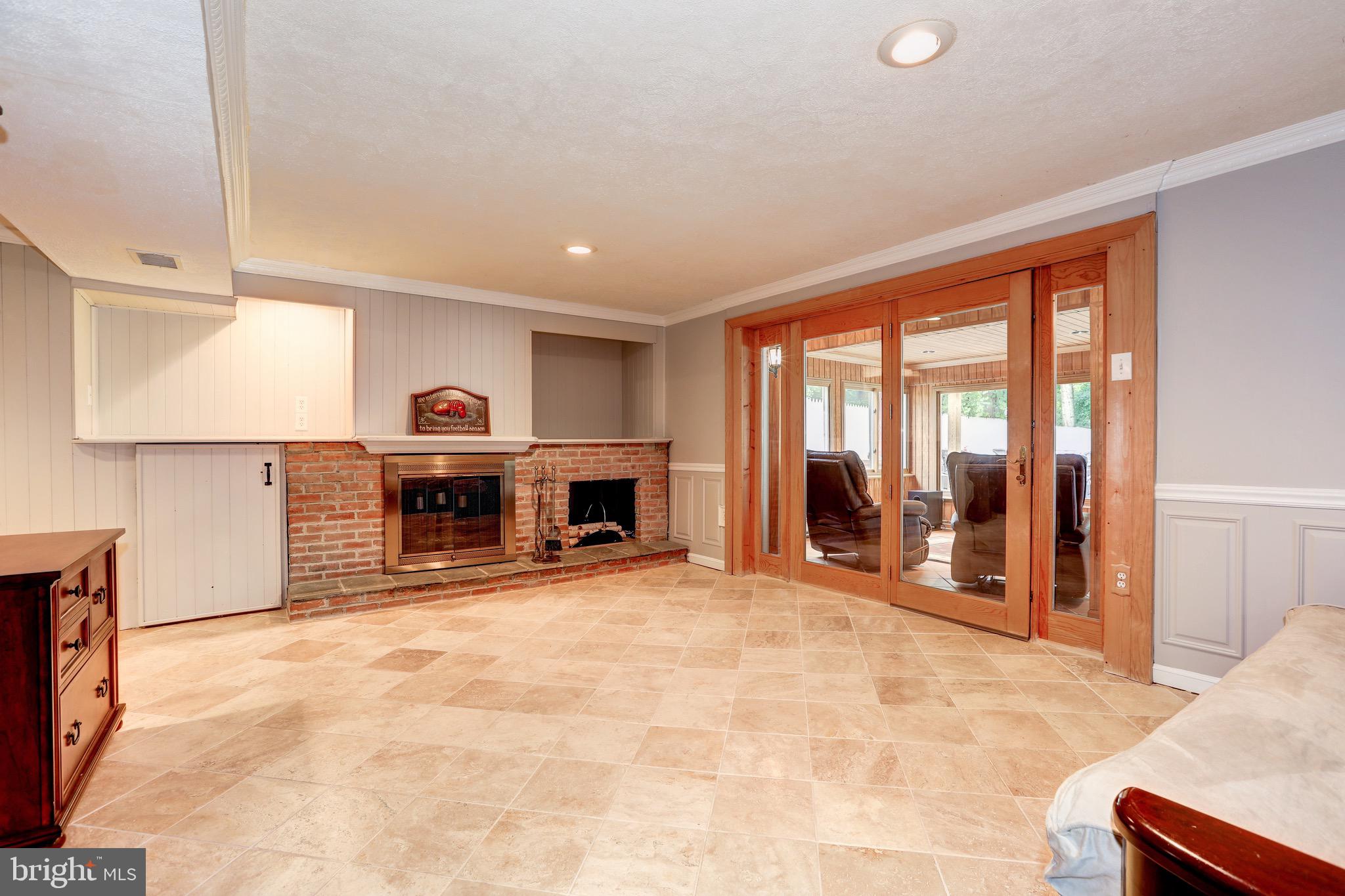 BROOKHAVEN - Residential