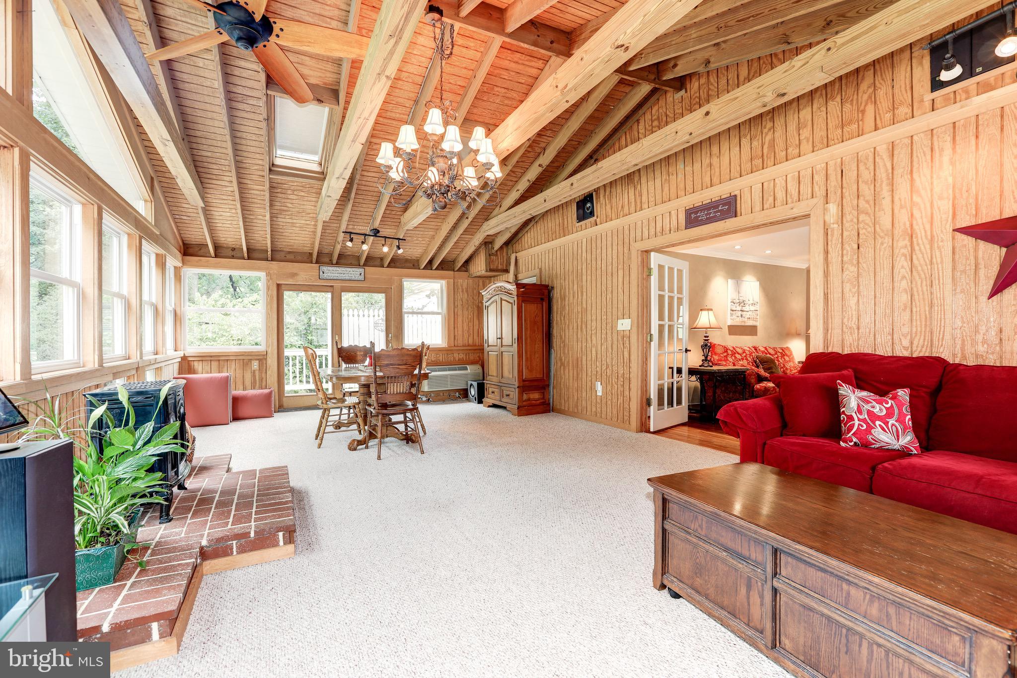 BROOKHAVEN - Residential