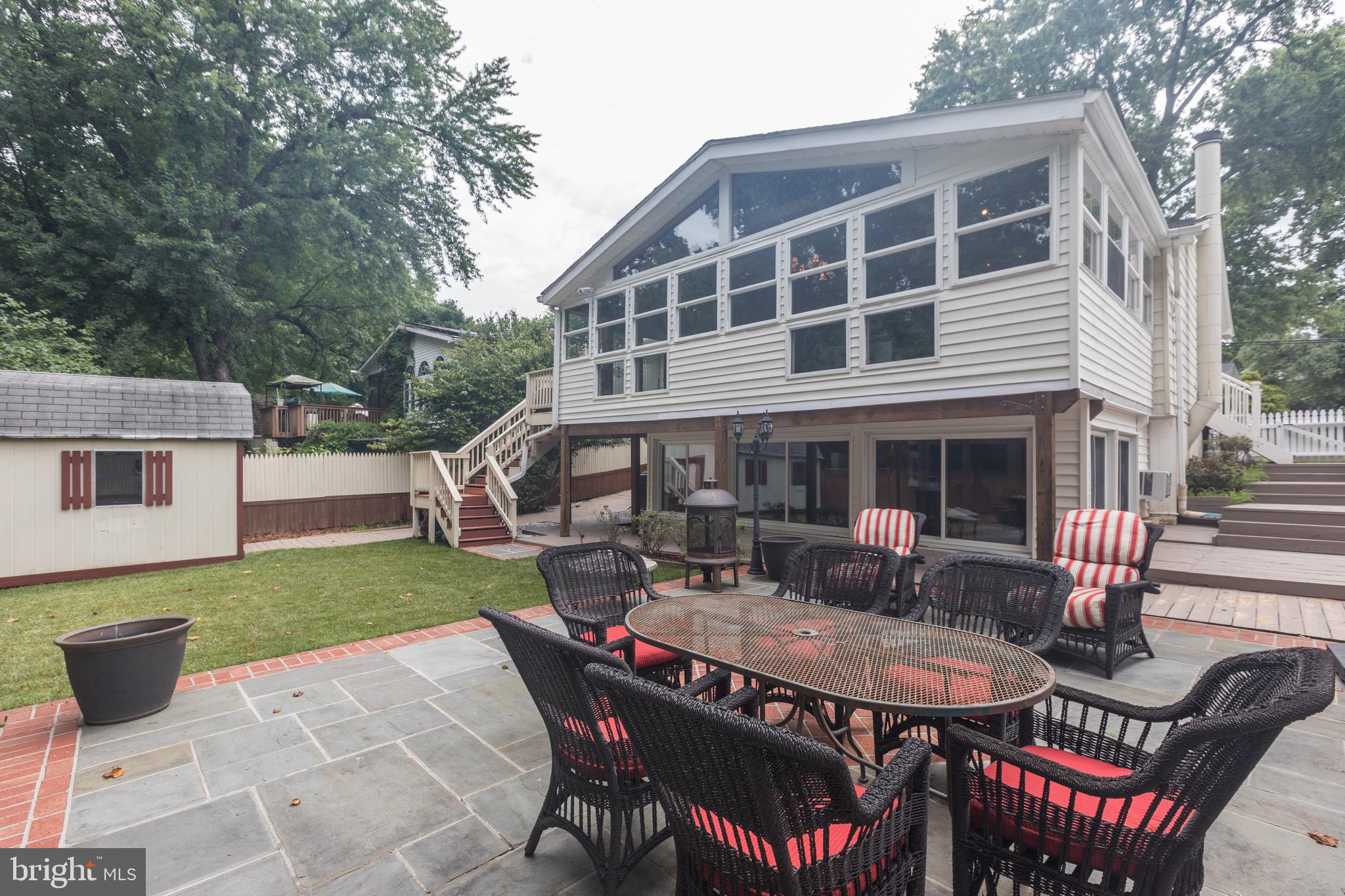 BROOKHAVEN - Residential