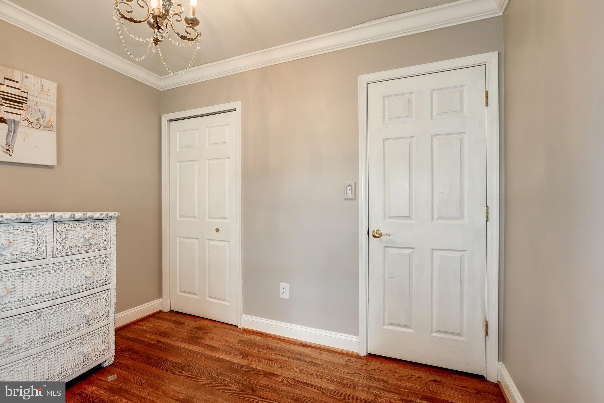 BROOKHAVEN - Residential