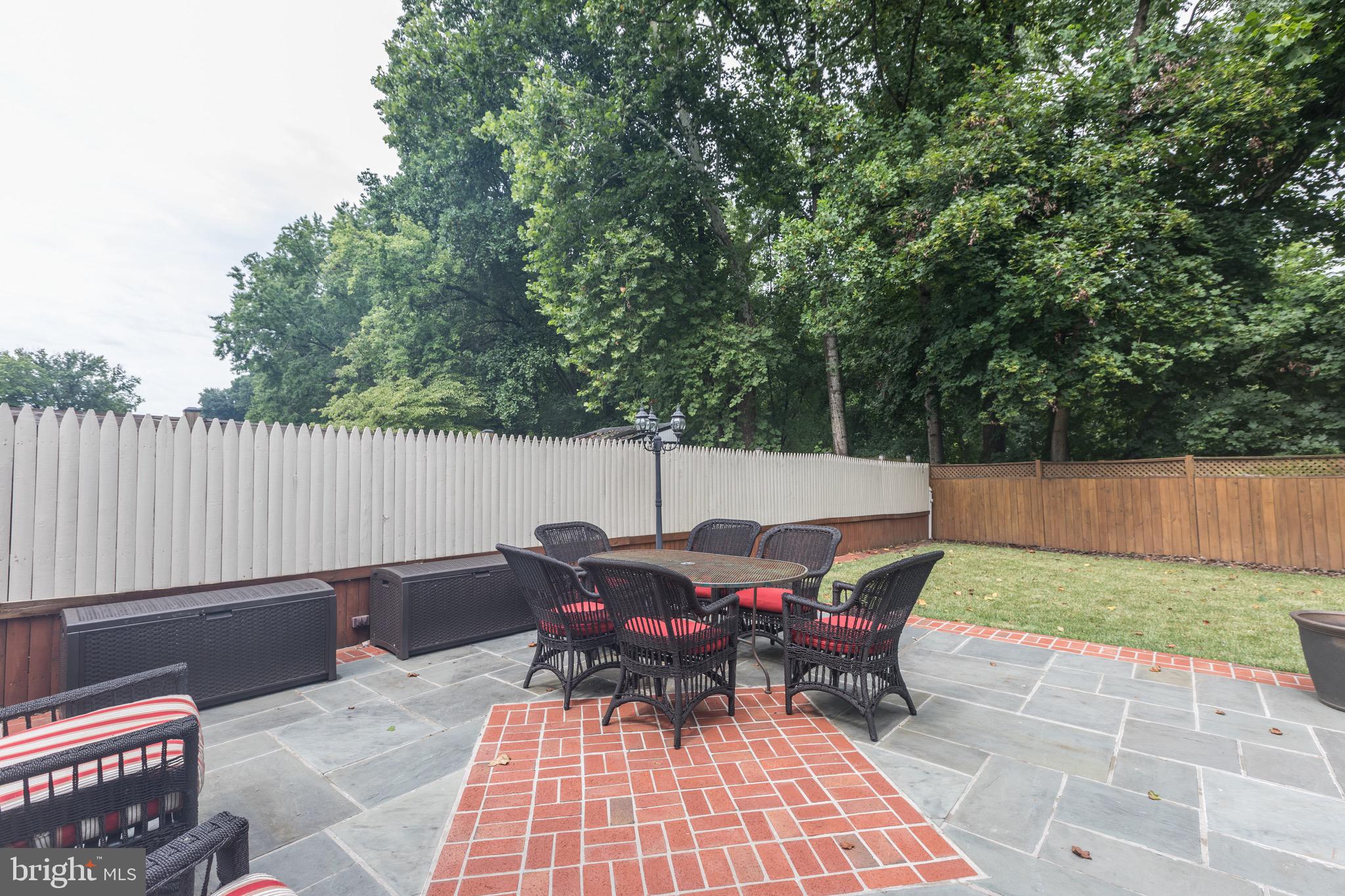 BROOKHAVEN - Residential