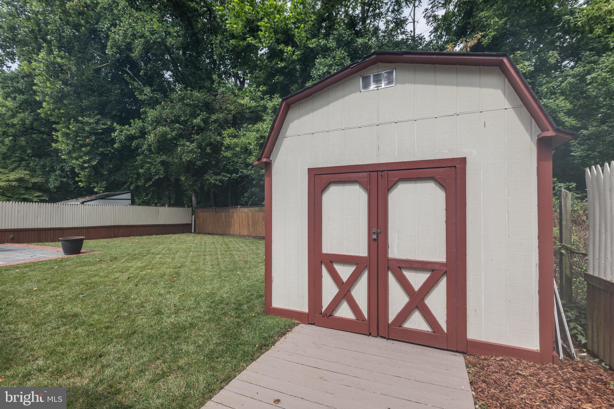 BROOKHAVEN - Residential