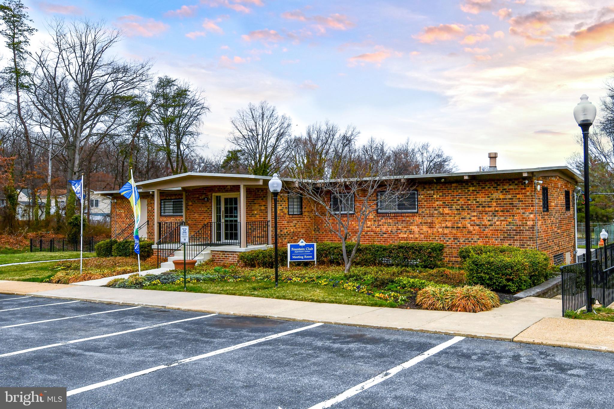 FRENCHMANS CREEK - Residential