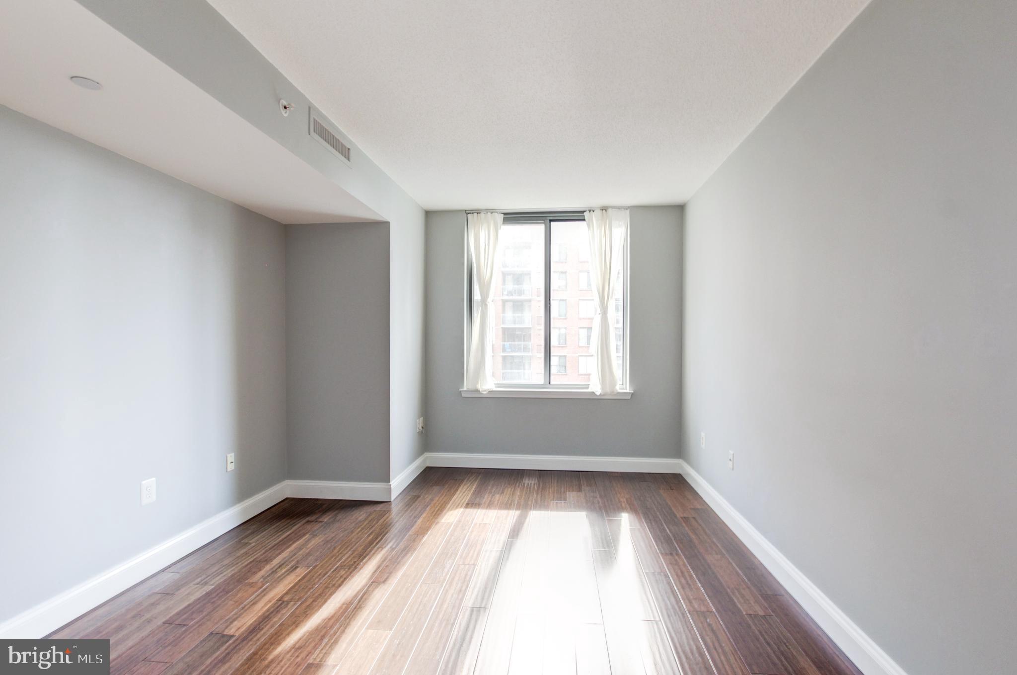 NORTH BETHESDA - Residential