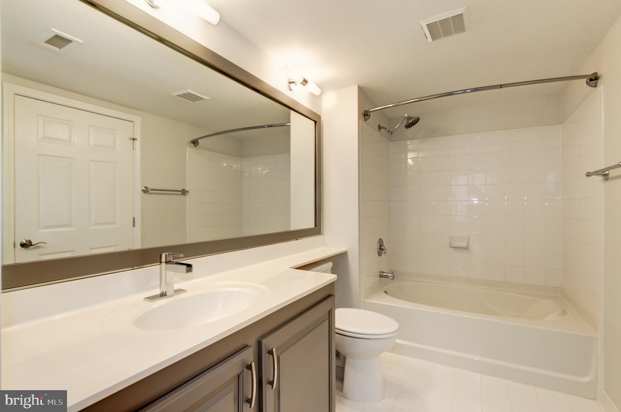NORTH BETHESDA - Residential