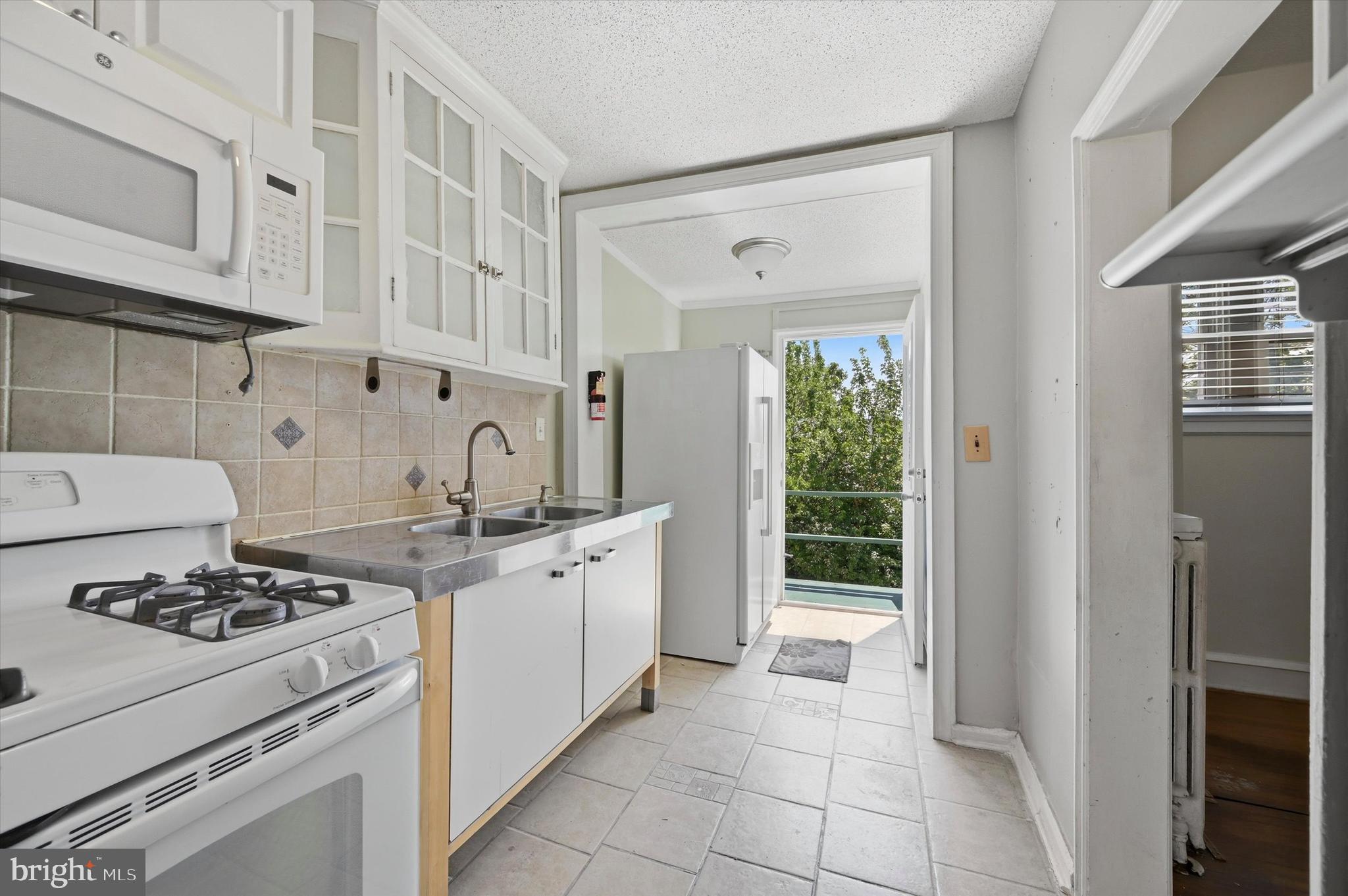 OVERBROOK FARMS - Residential
