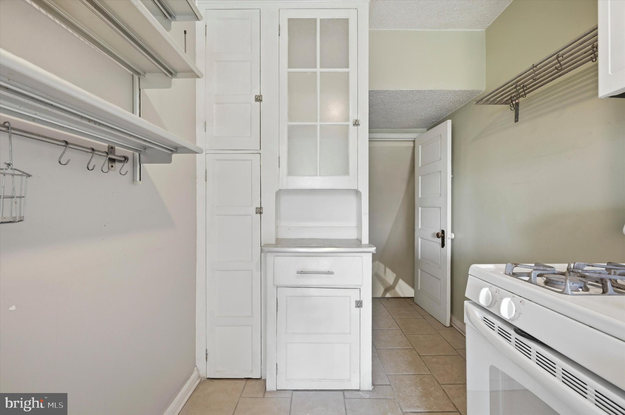 OVERBROOK FARMS - Residential