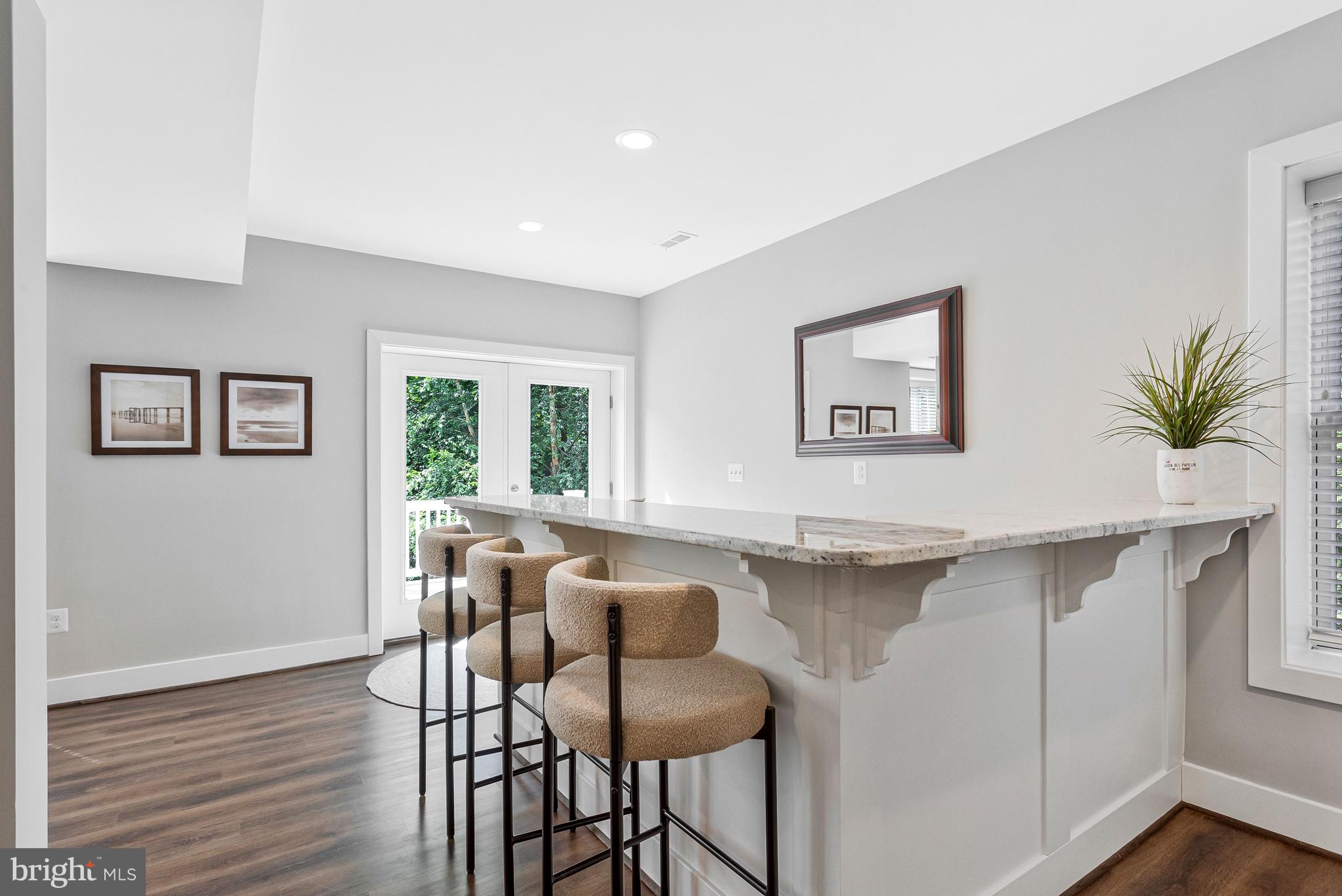 DONALDSON RUN - Residential