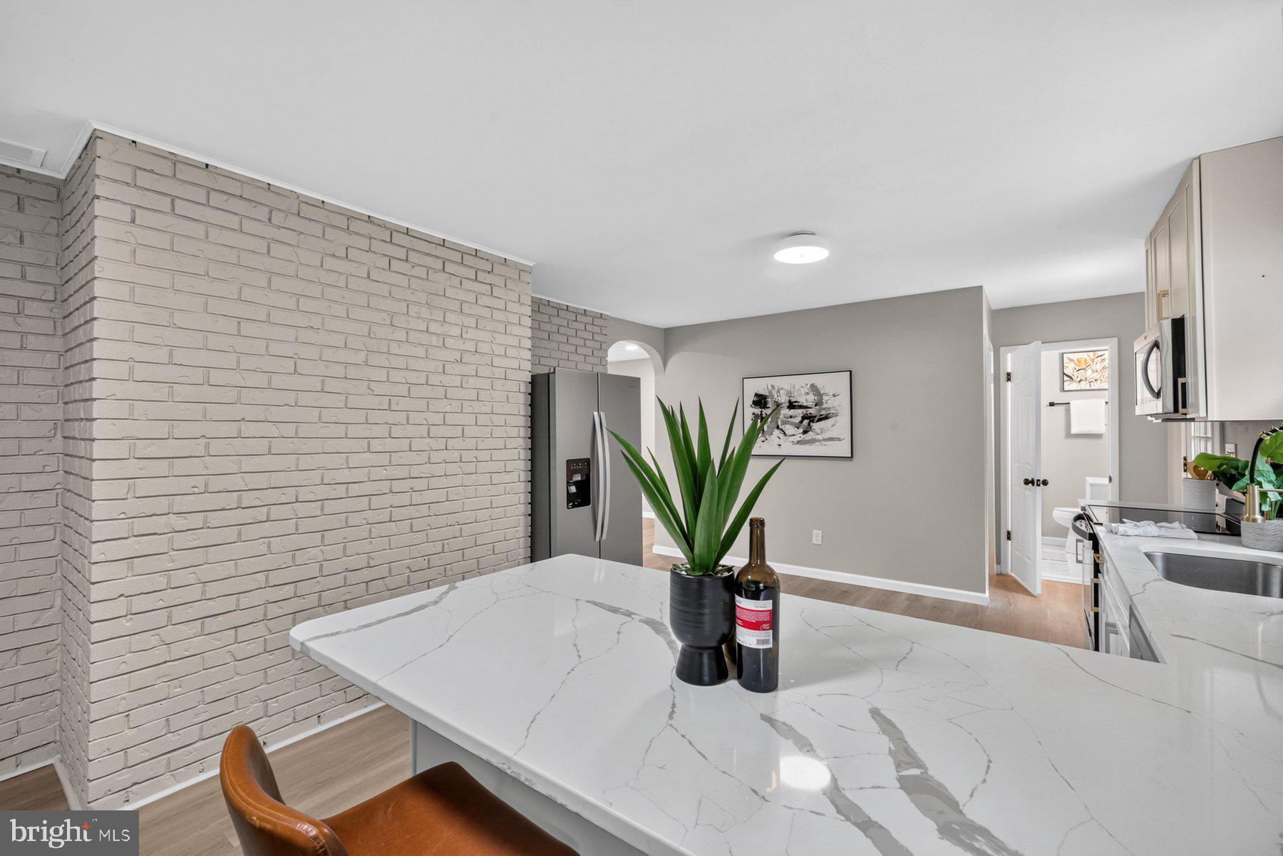 REGULARS - Residential
