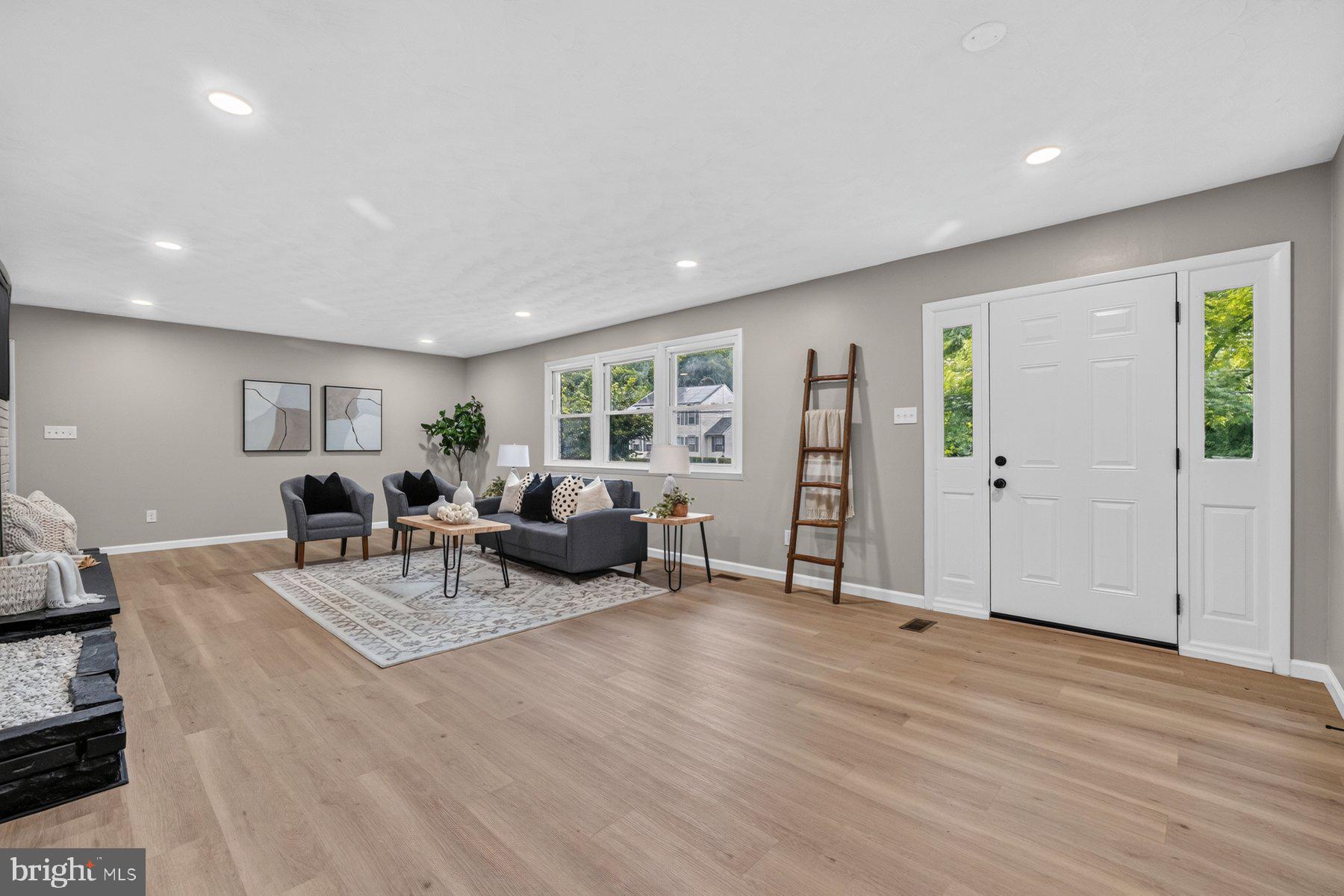 REGULARS - Residential