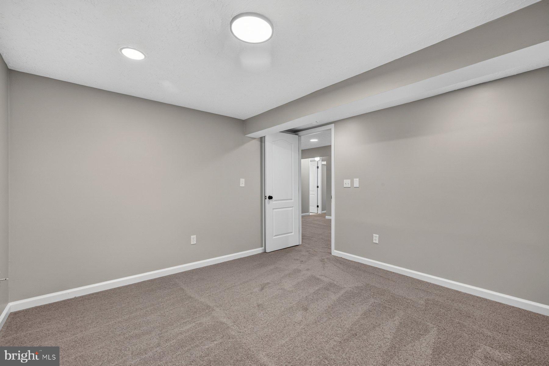 REGULARS - Residential