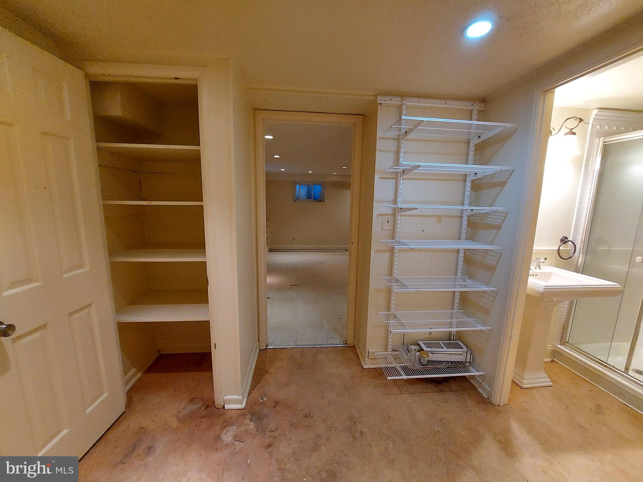 FAIRLINGTON ARBORS - Residential