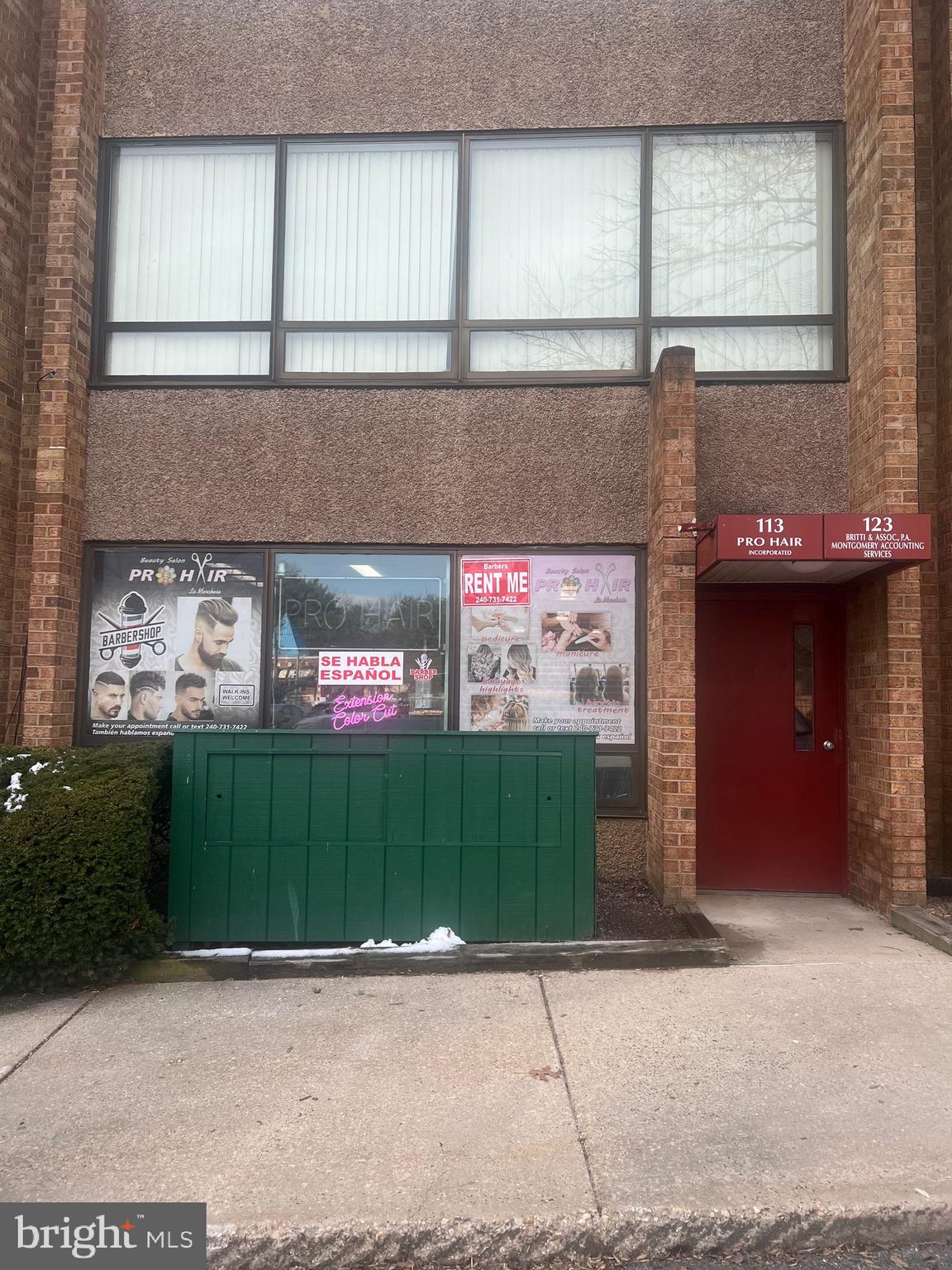 Prime Professional Location! This beautifully appointed SPA & Hair Salon Space is nested in a thriving commercial hub, surrounded by esteemed Businesses. Conveniently situated along Route 355 with quick access to I-270, making it an ideal spot for clients. The unit features a waiting area, private treatment room. a fully equipped hair salon with an open area boasting wide window. Includes stylist stations, wash station!
Enjoy easy commute, plenty of parking.
Don't miss this opportunity!!!!