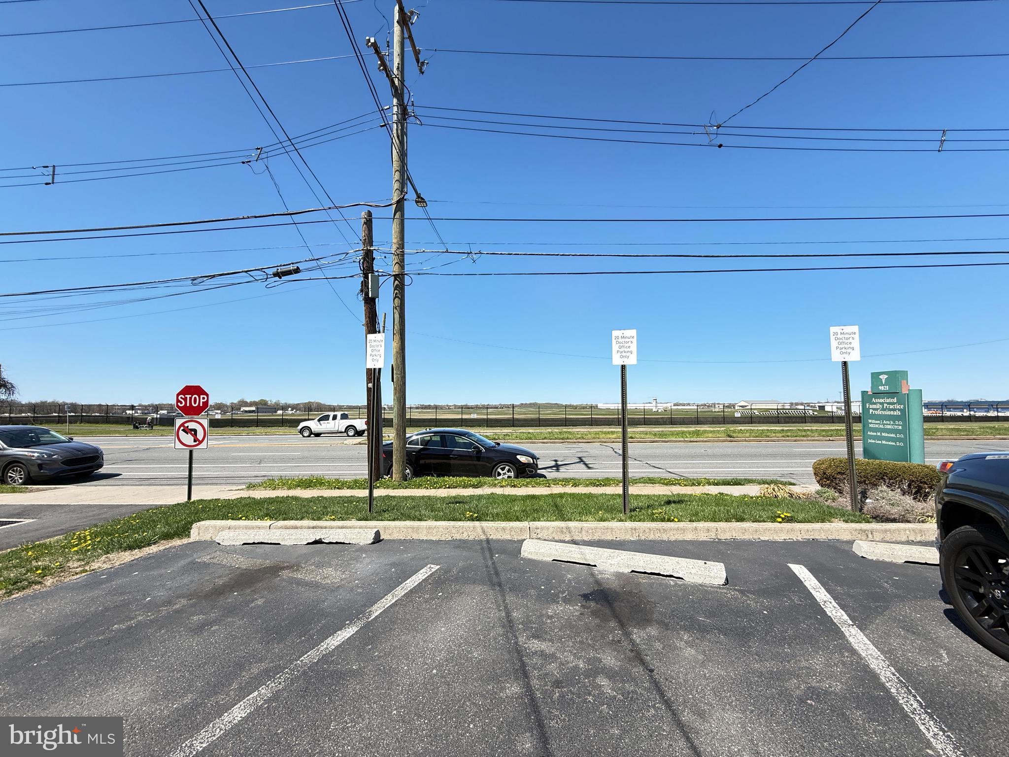ACADEMY GARDENS - Commercial Sale