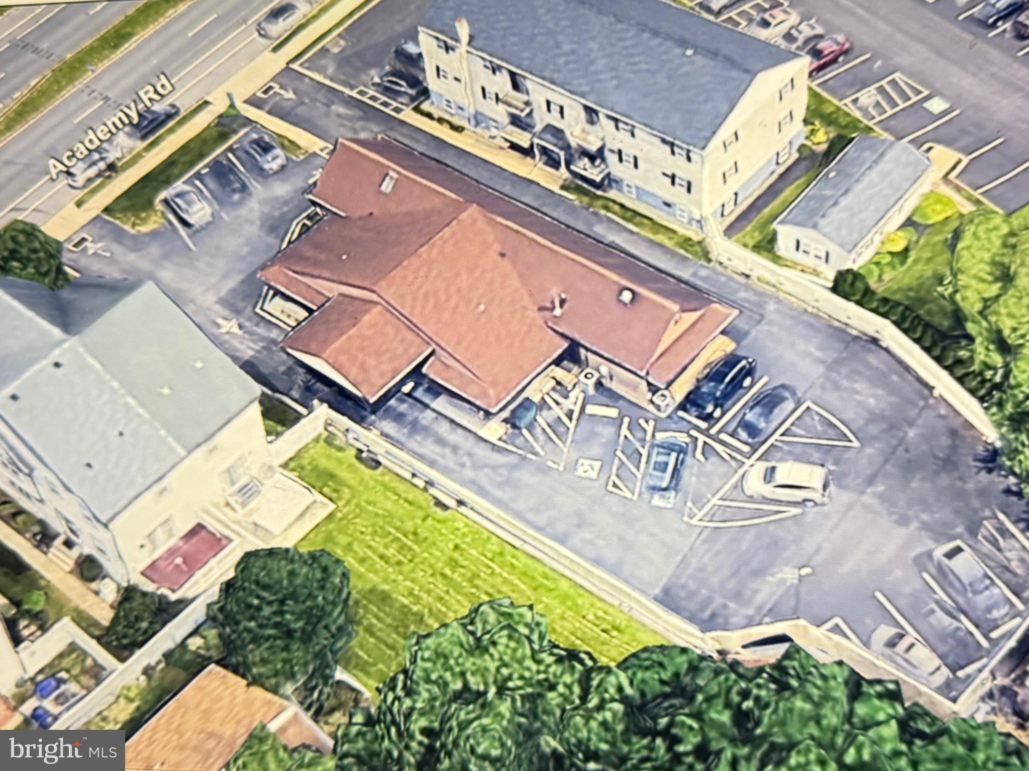 ACADEMY GARDENS - Commercial Sale