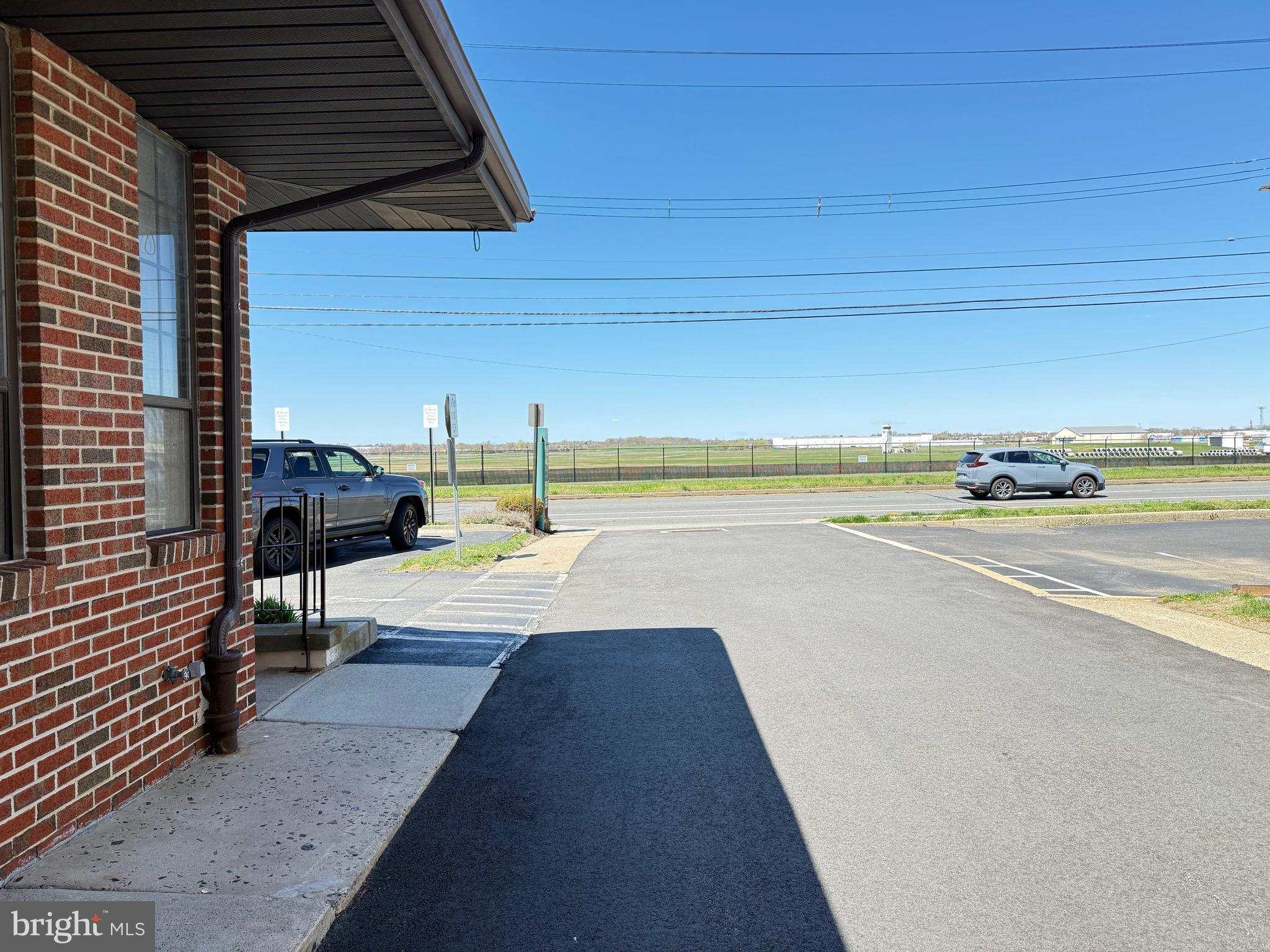 ACADEMY GARDENS - Commercial Sale