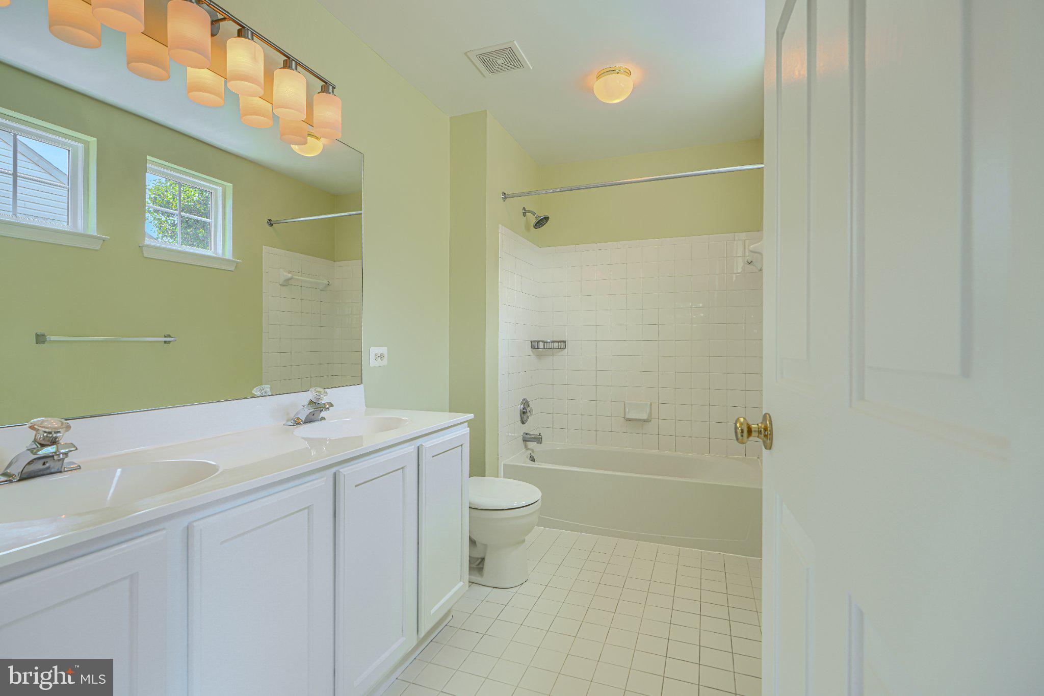 GLENSIDE FARMS - Residential