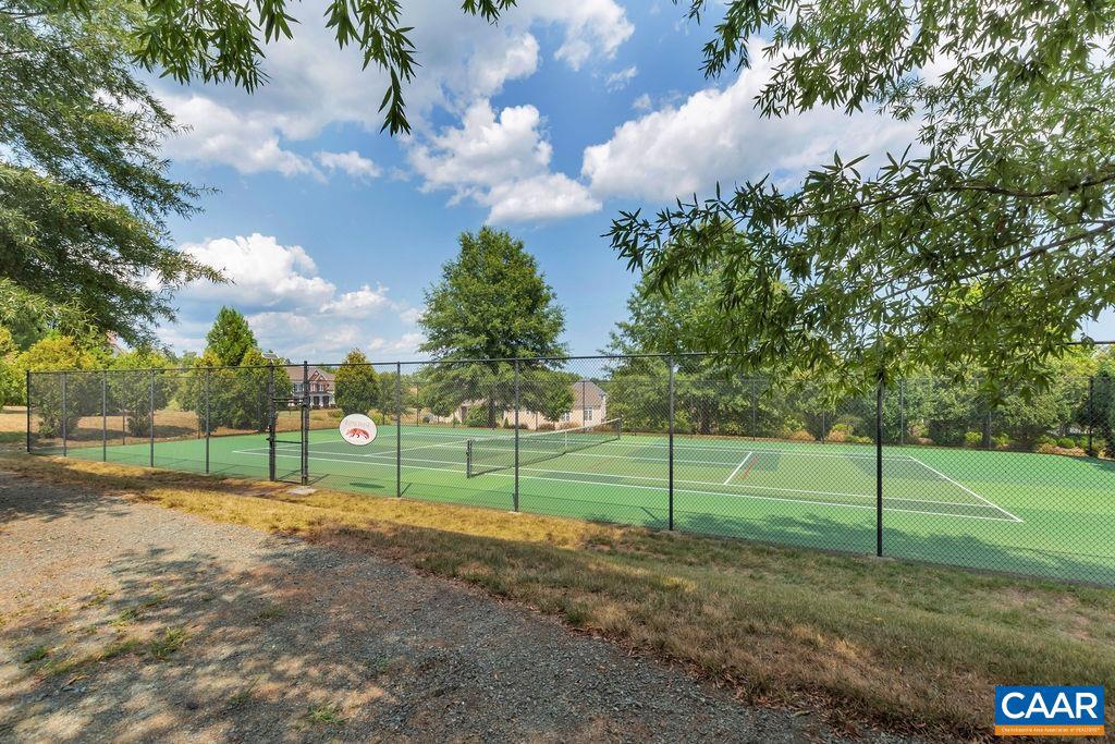 FOXCHASE - Residential