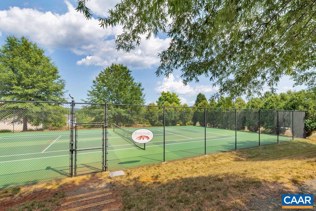FOXCHASE - Residential
