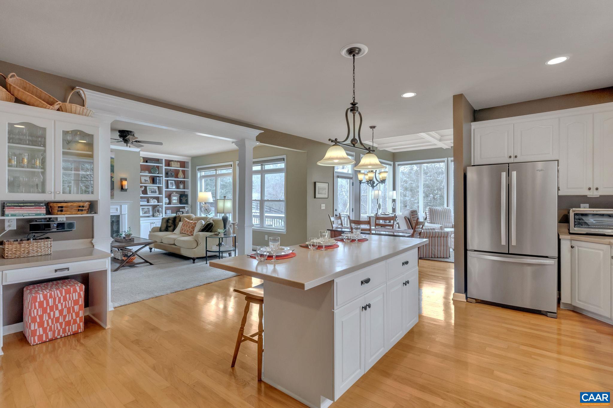 FOXCHASE - Residential