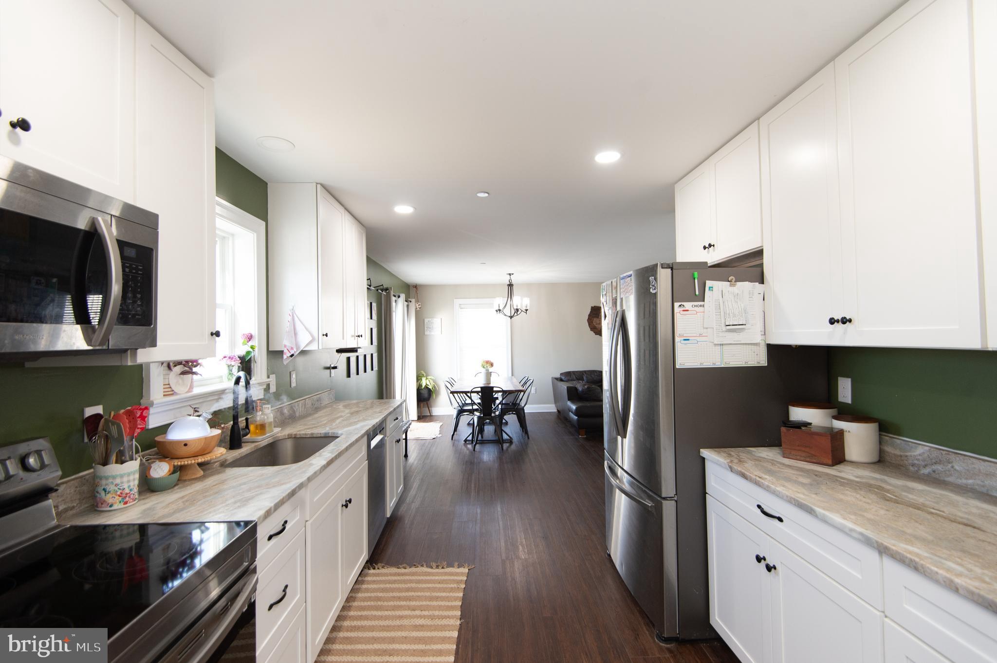 CROSSINGS AT EAST NEW MARKET - Residential