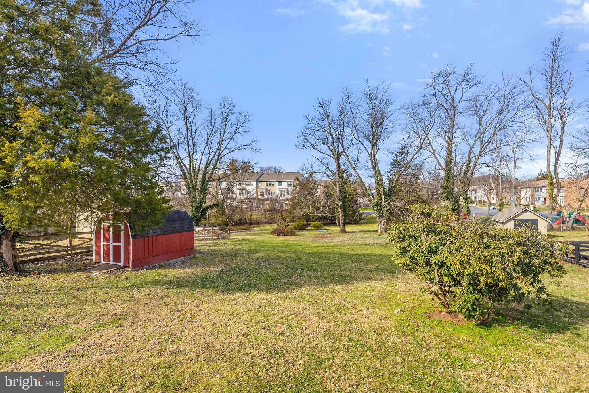 WAVERLEY HEIGHTS - Residential Lease