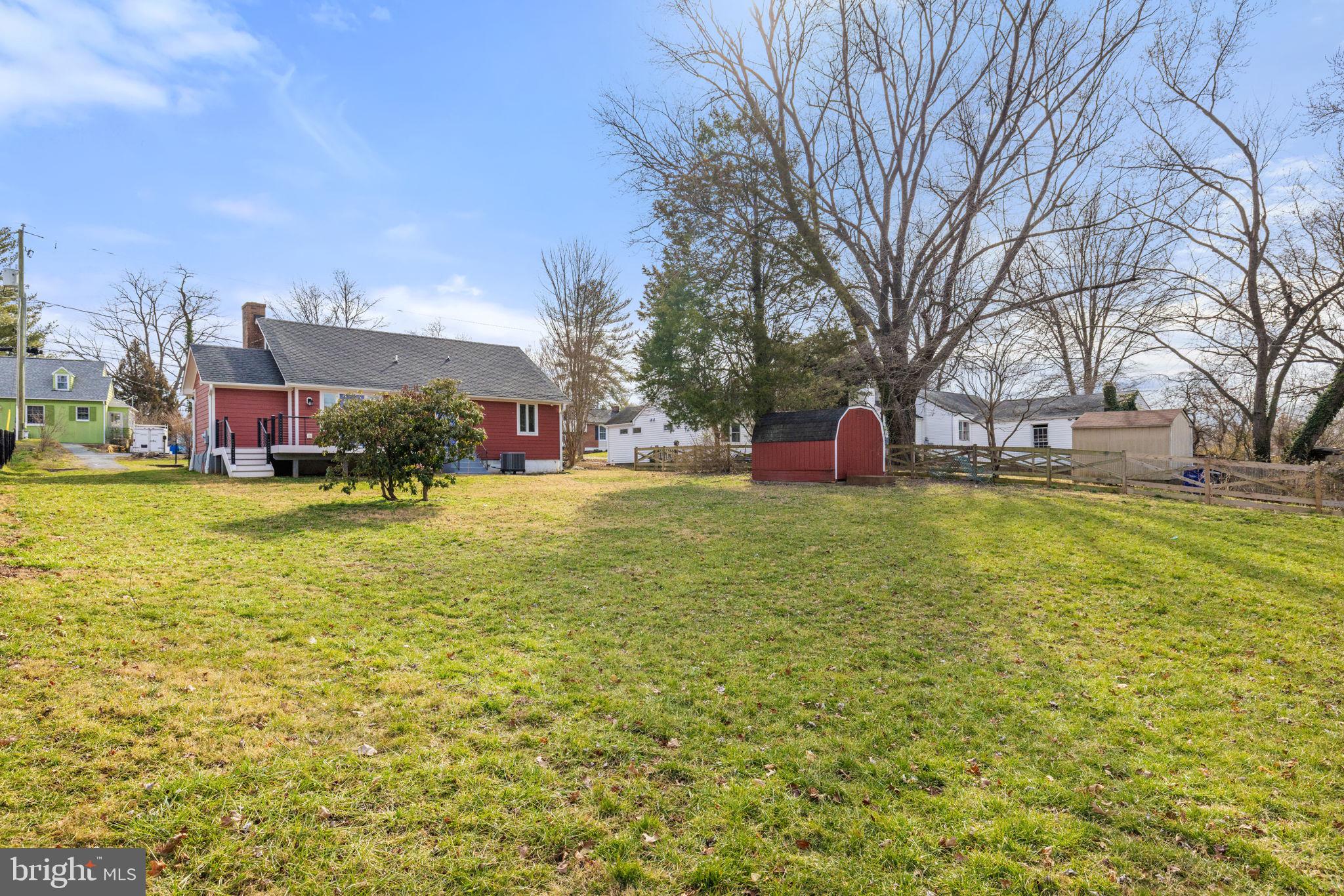 WAVERLEY HEIGHTS - Residential Lease