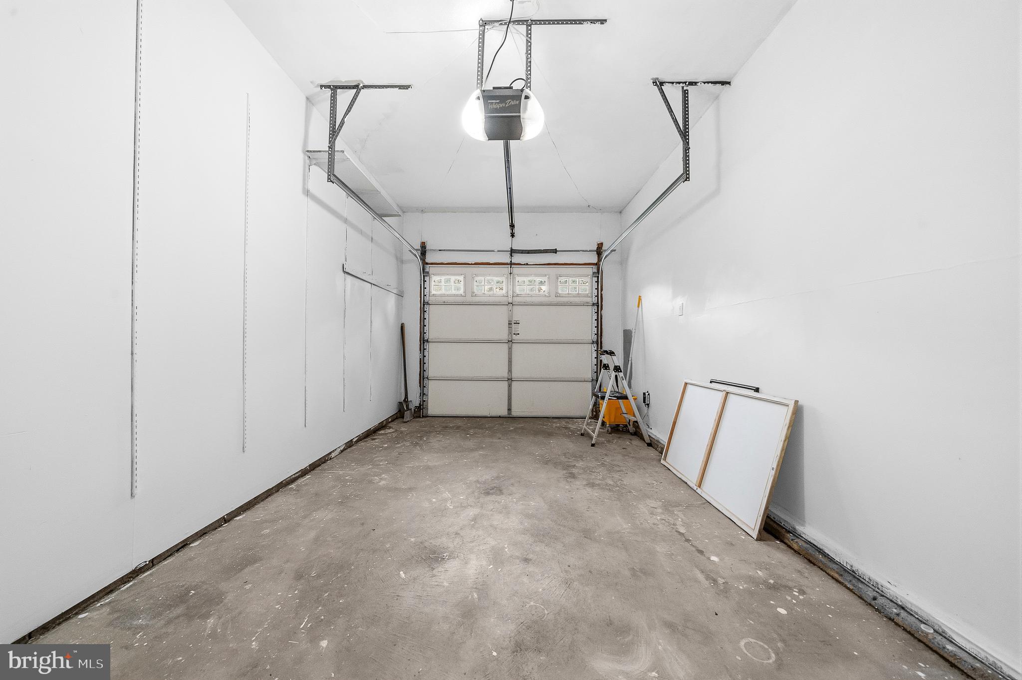 ST CHARLES SUB - HAMPSHIRE - Residential