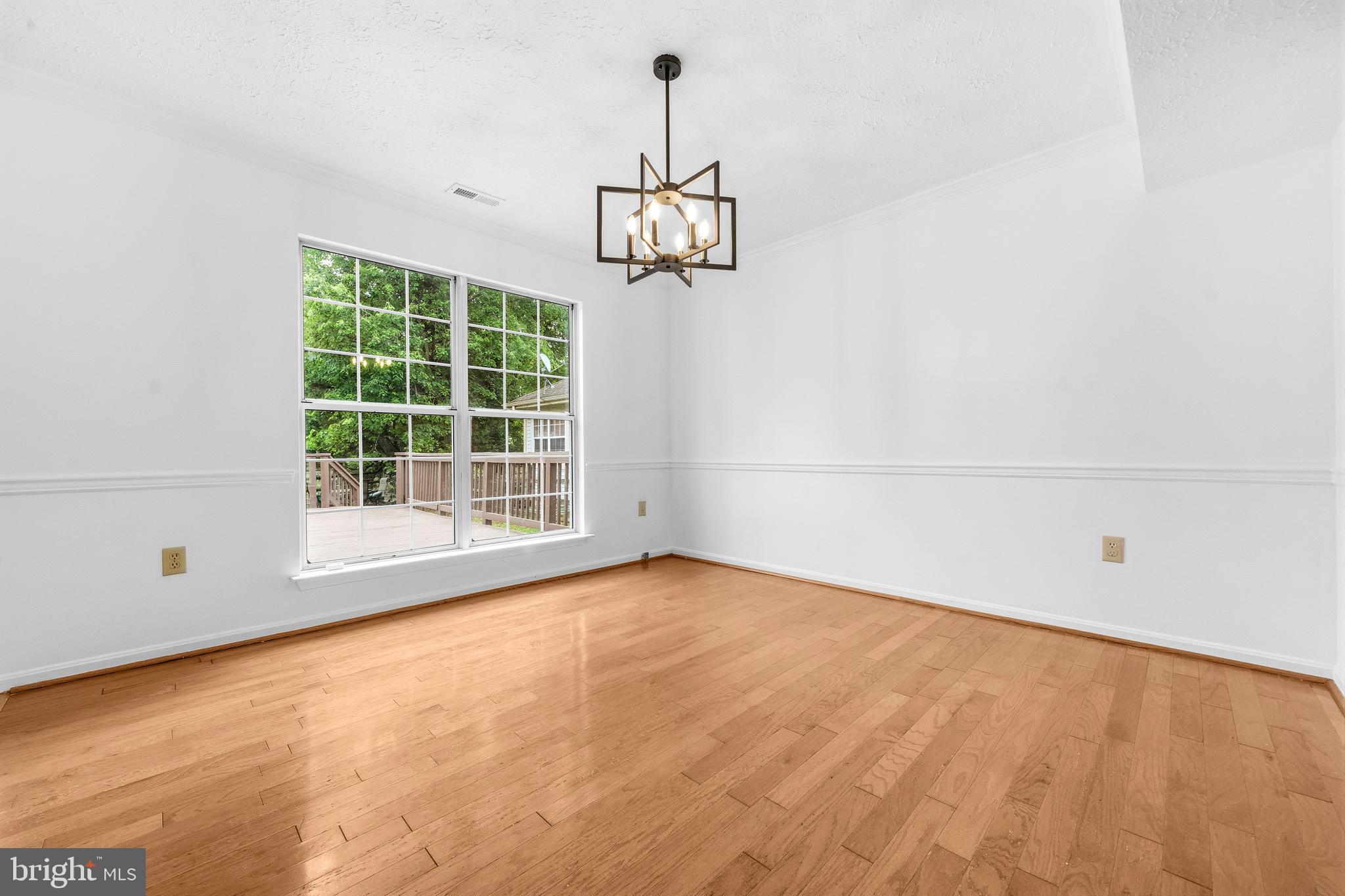 ST CHARLES SUB - HAMPSHIRE - Residential