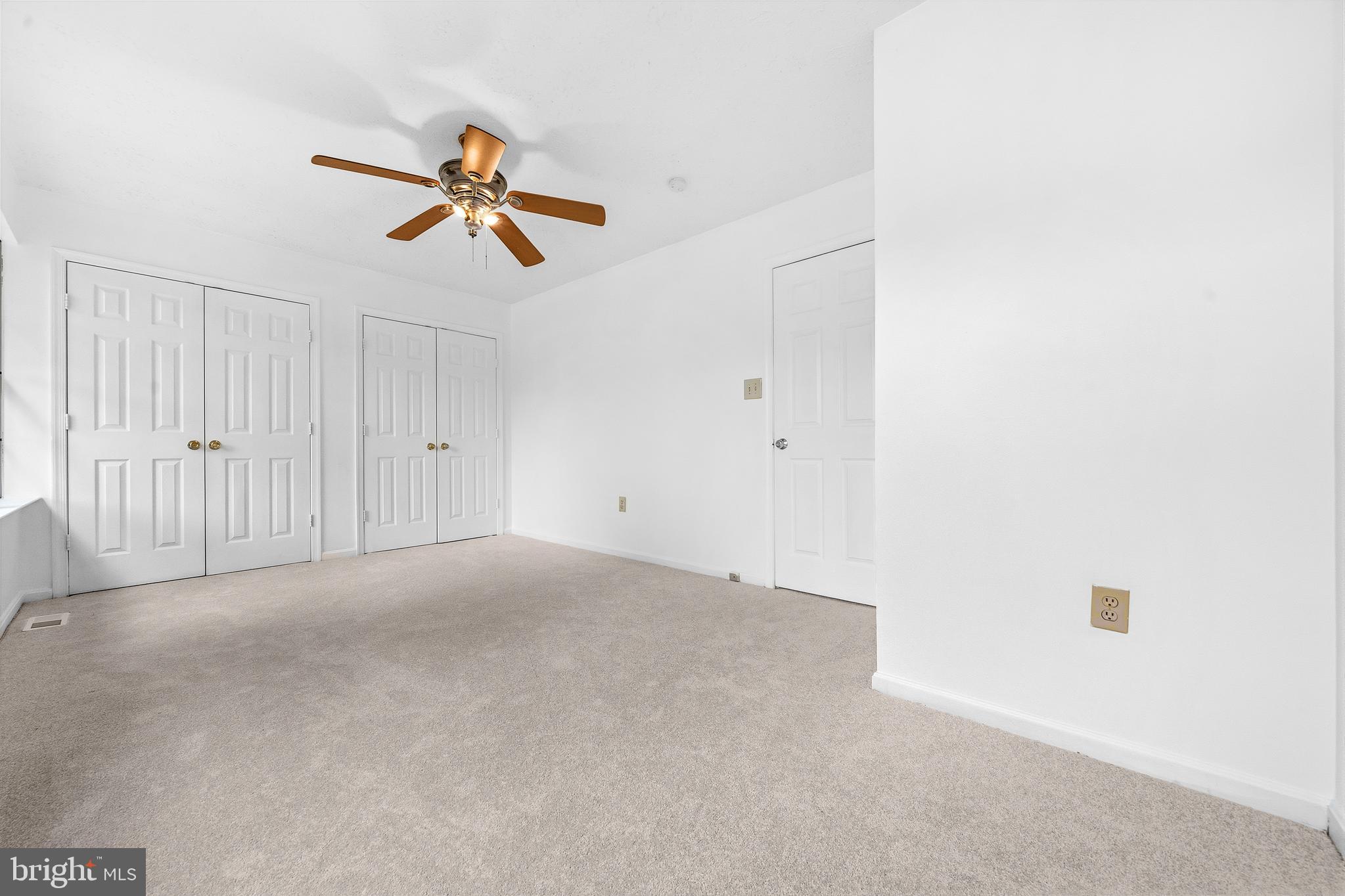 ST CHARLES SUB - HAMPSHIRE - Residential