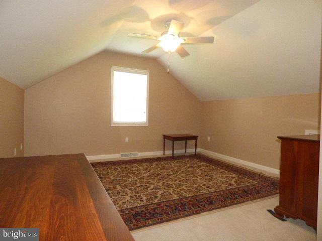 KENDALE HEIGHTS - Residential