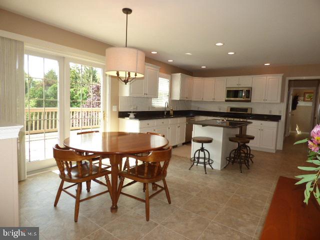 KENDALE HEIGHTS - Residential