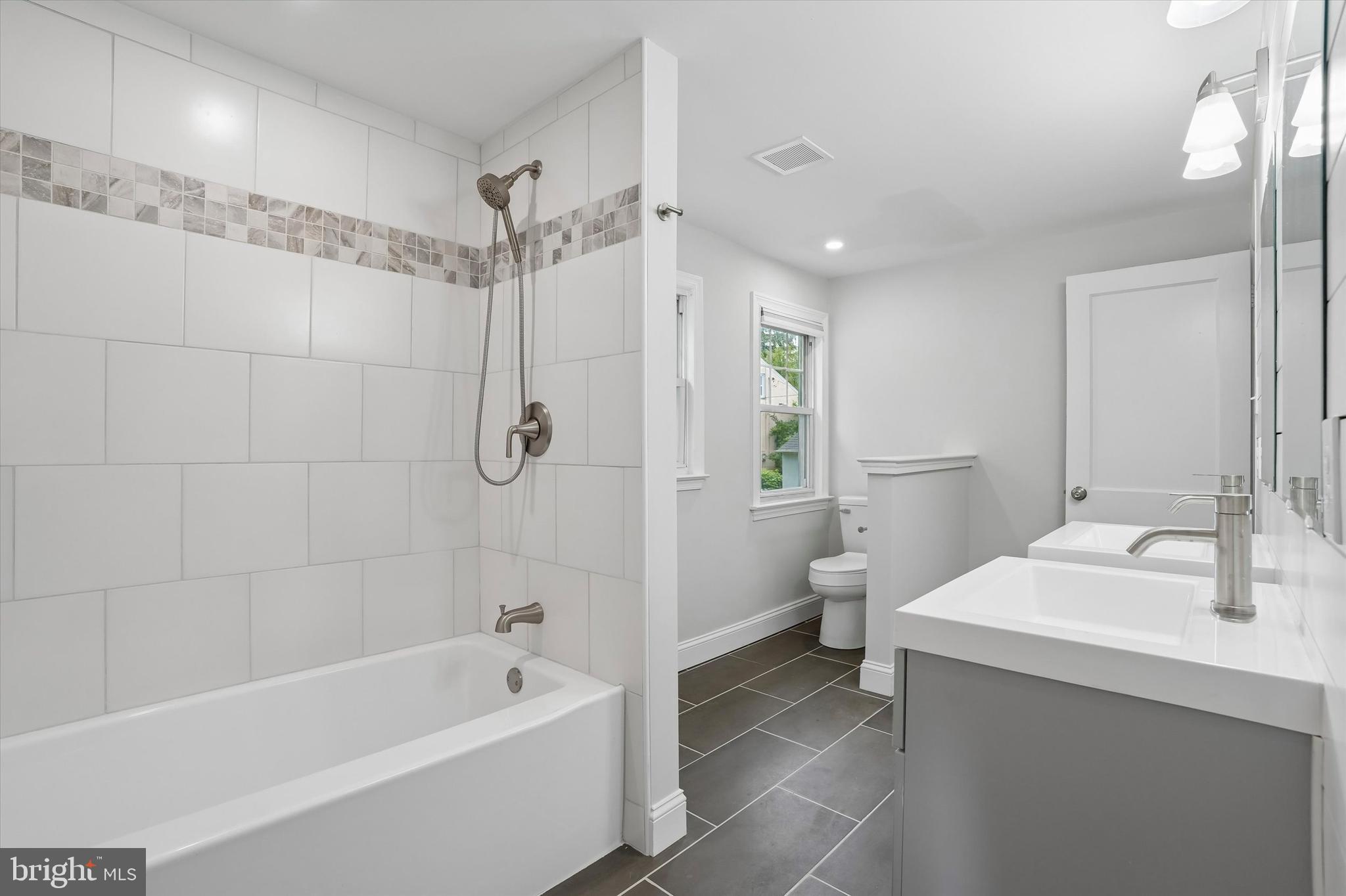 HAVERTOWN - Residential