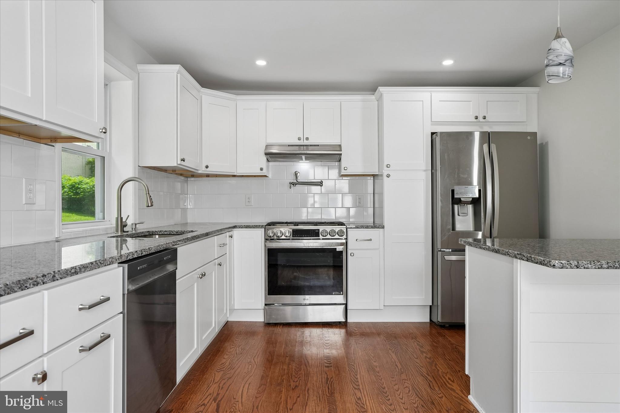HAVERTOWN - Residential