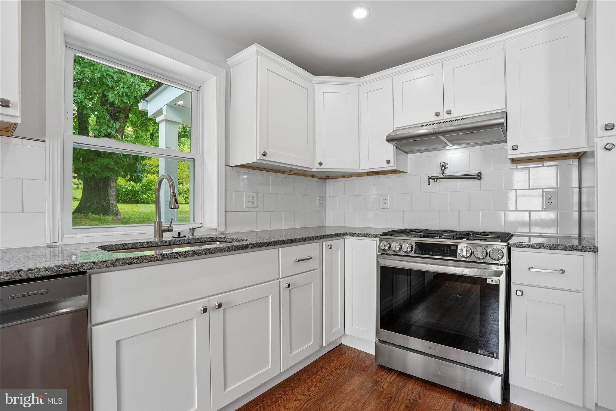 HAVERTOWN - Residential