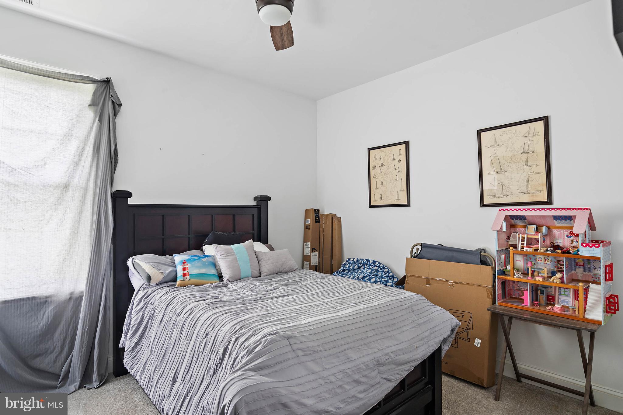 HOLIDAY HARBOR - Residential