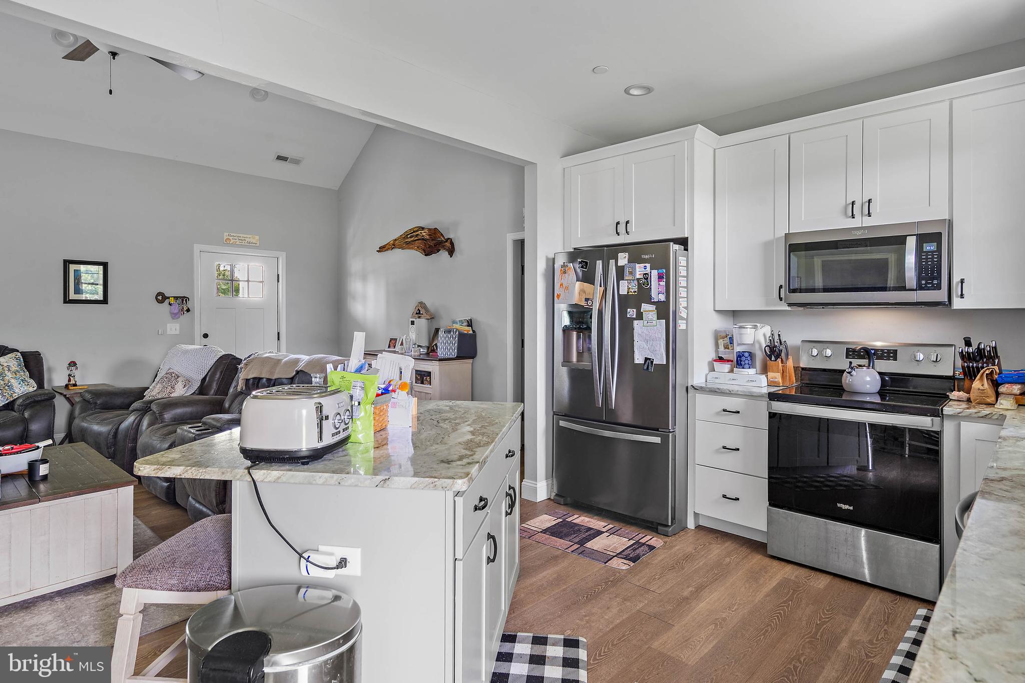 HOLIDAY HARBOR - Residential