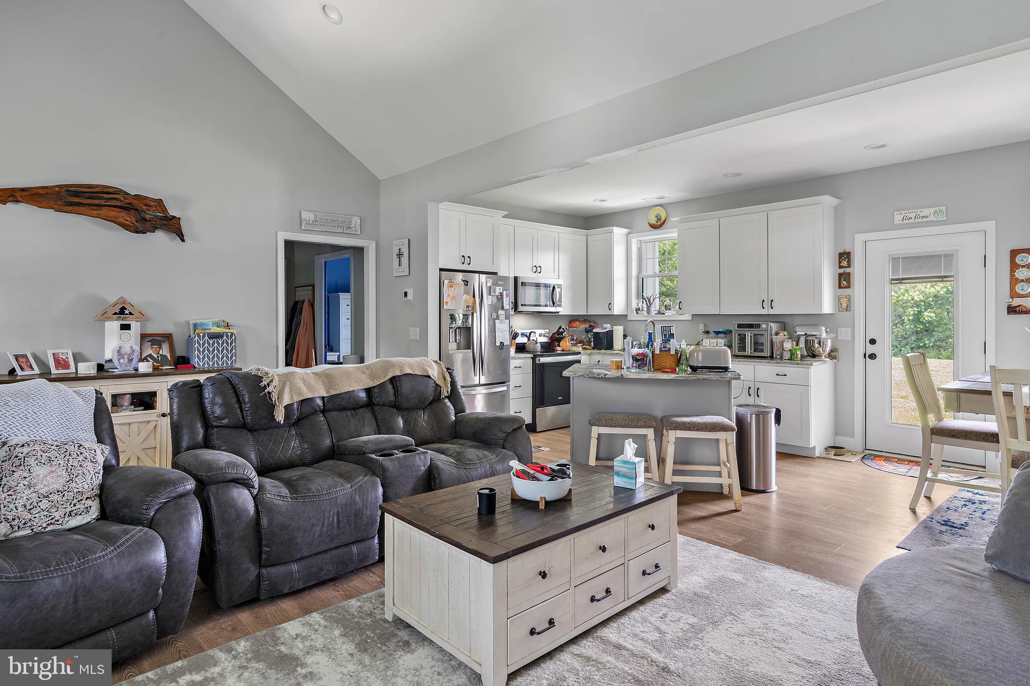 HOLIDAY HARBOR - Residential