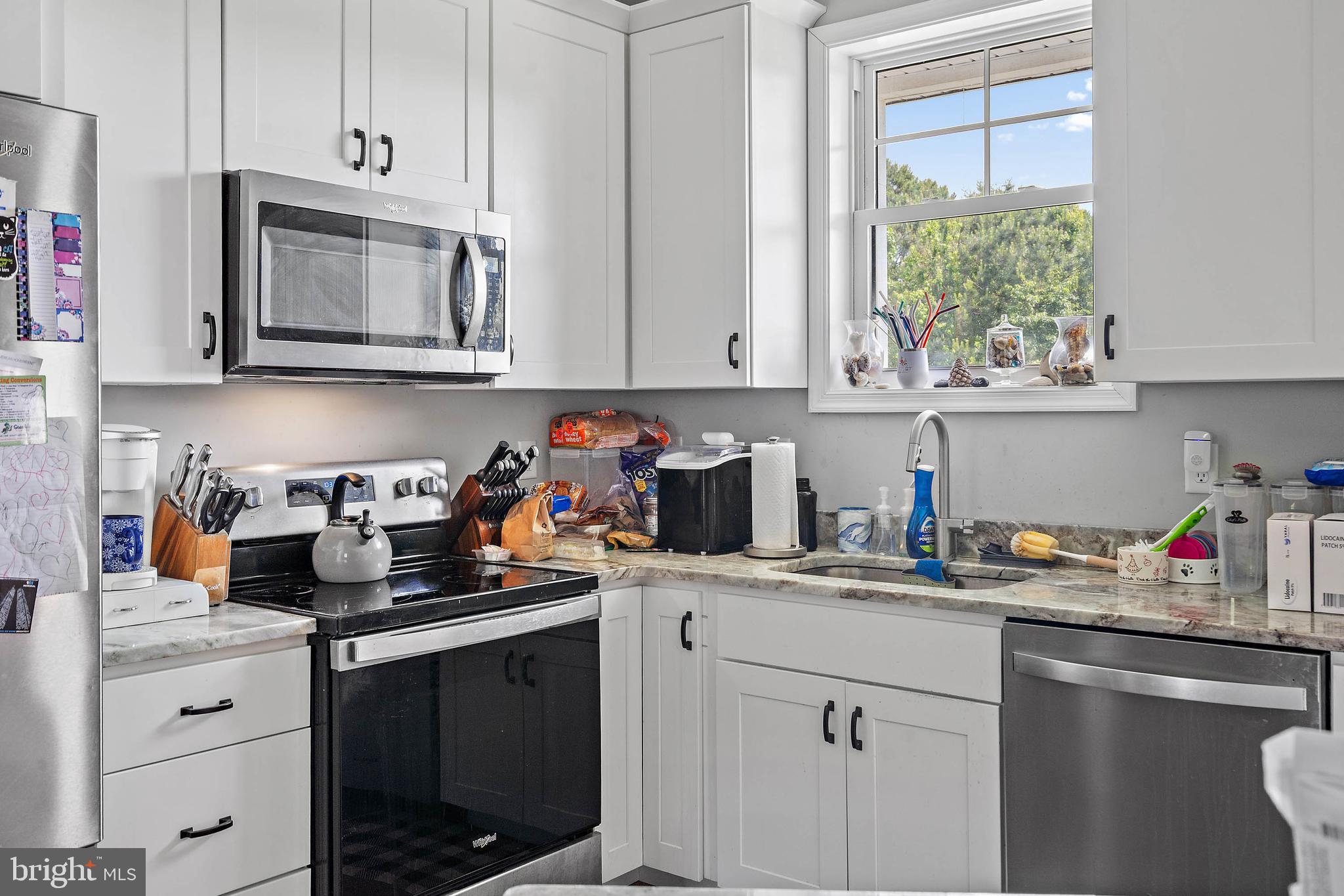 HOLIDAY HARBOR - Residential