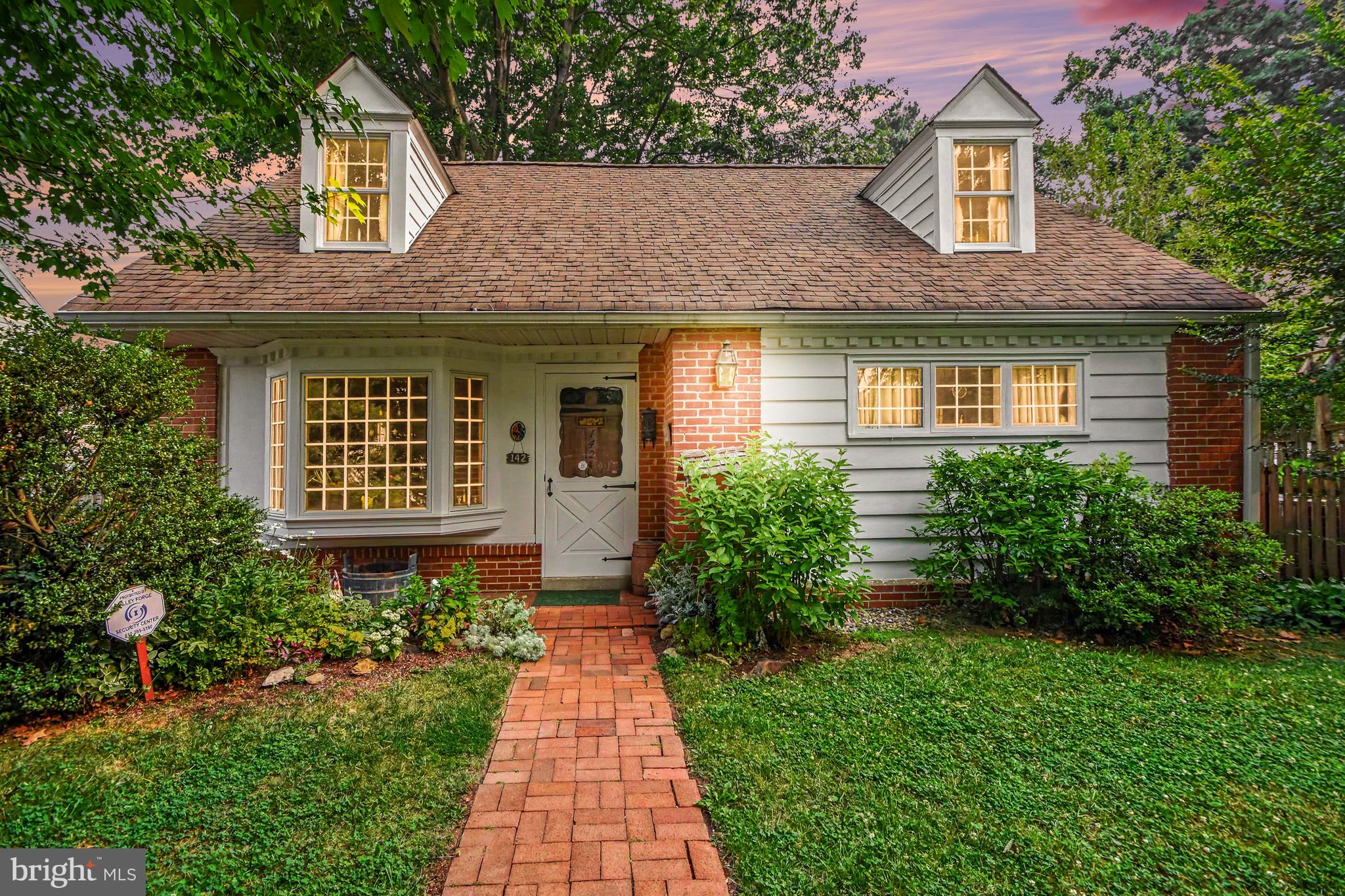 WHITEHALL - Residential