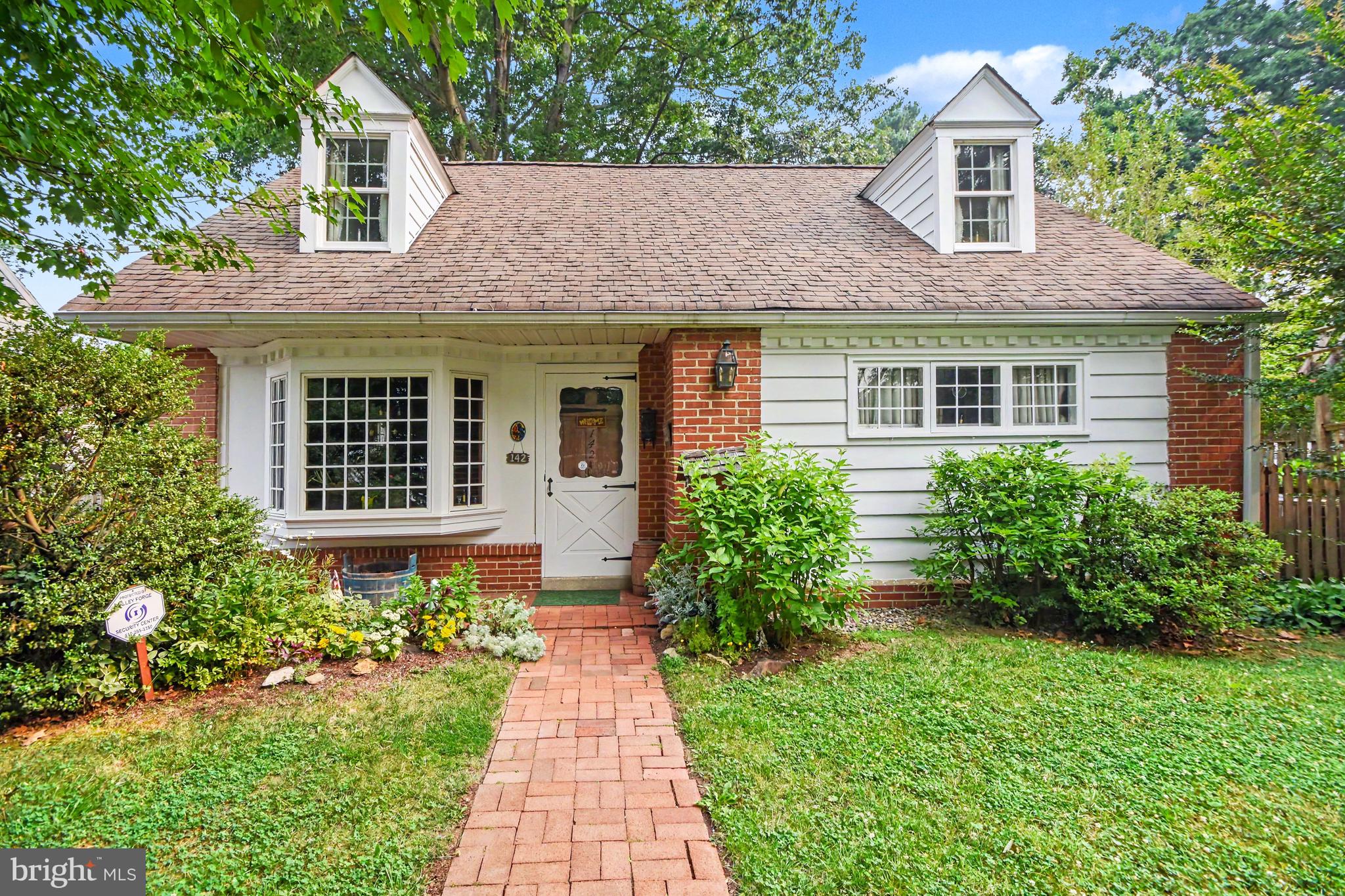 WHITEHALL - Residential