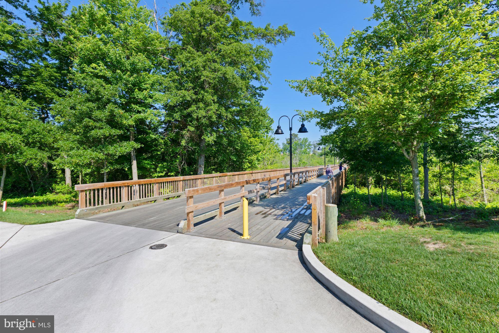 PLANTATION LAKES - Residential